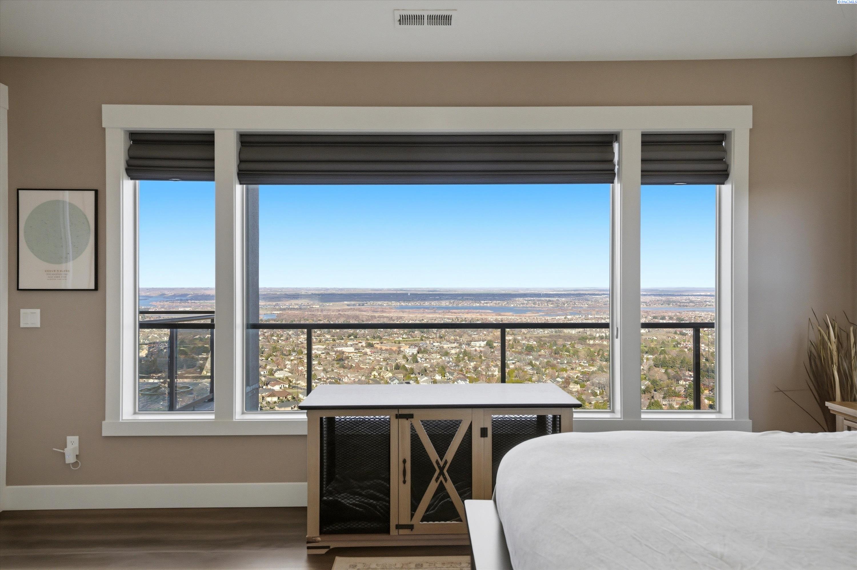 2508 Falconcrest Loop