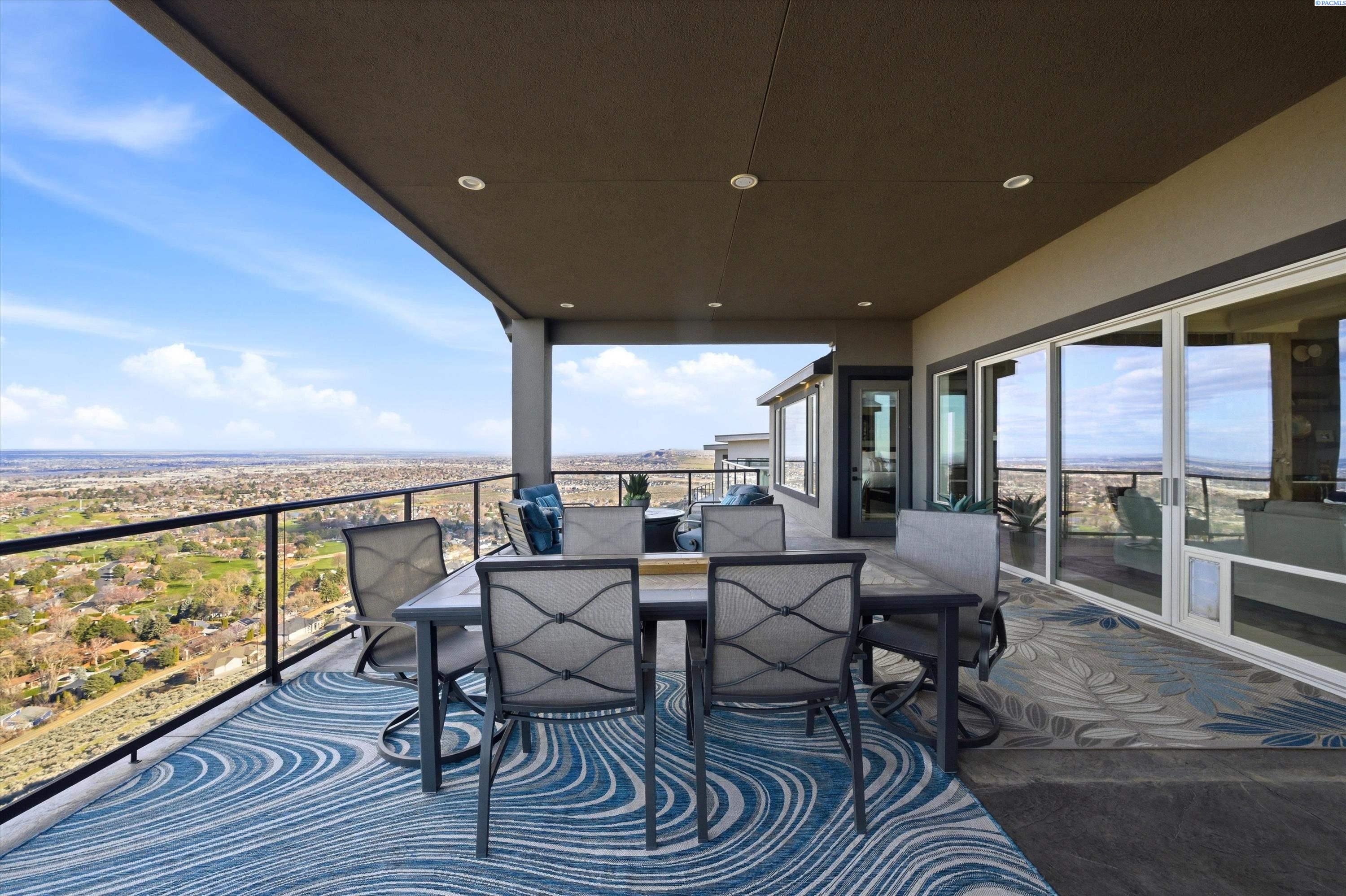 2508 Falconcrest Loop