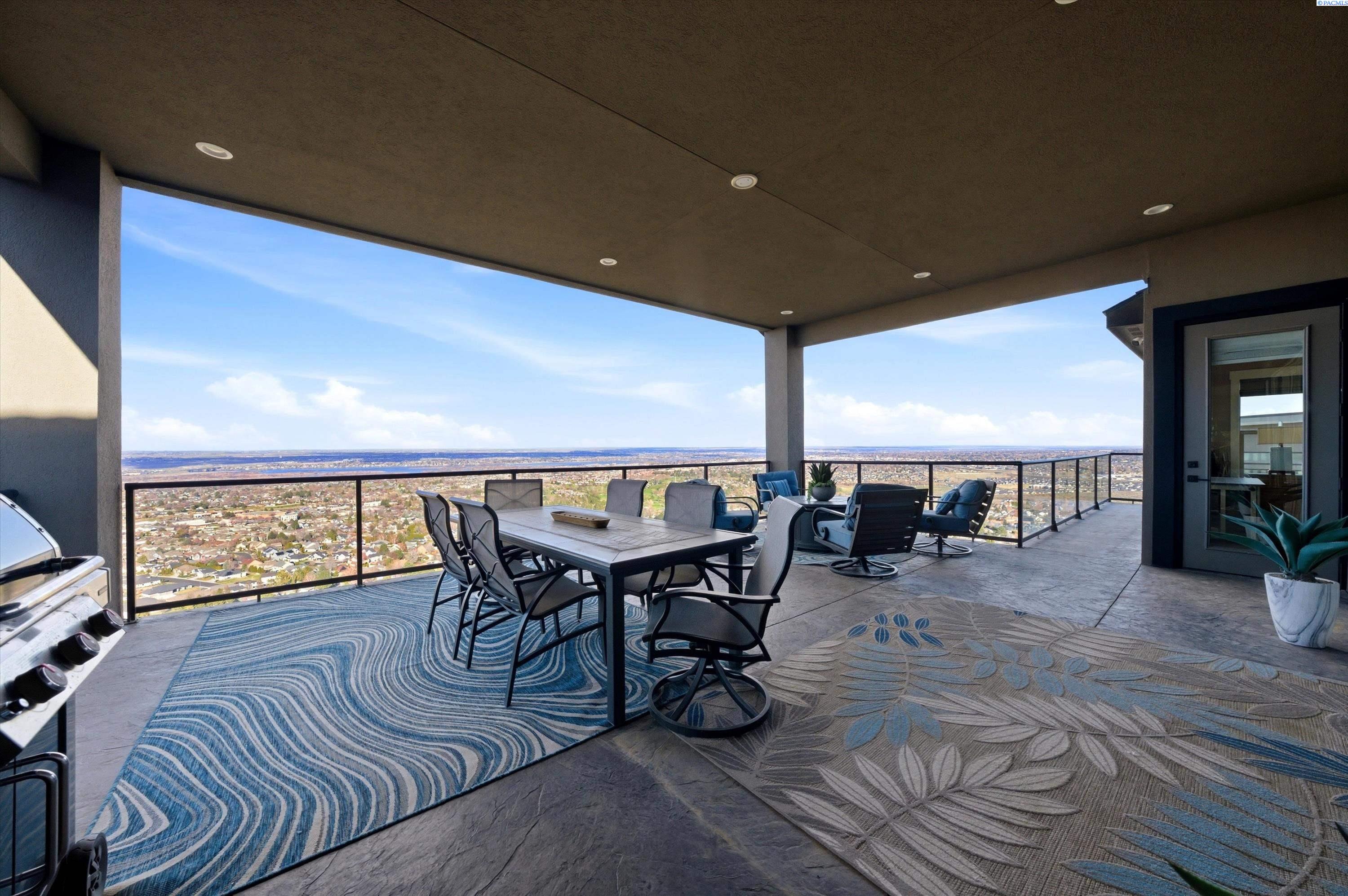 2508 Falconcrest Loop