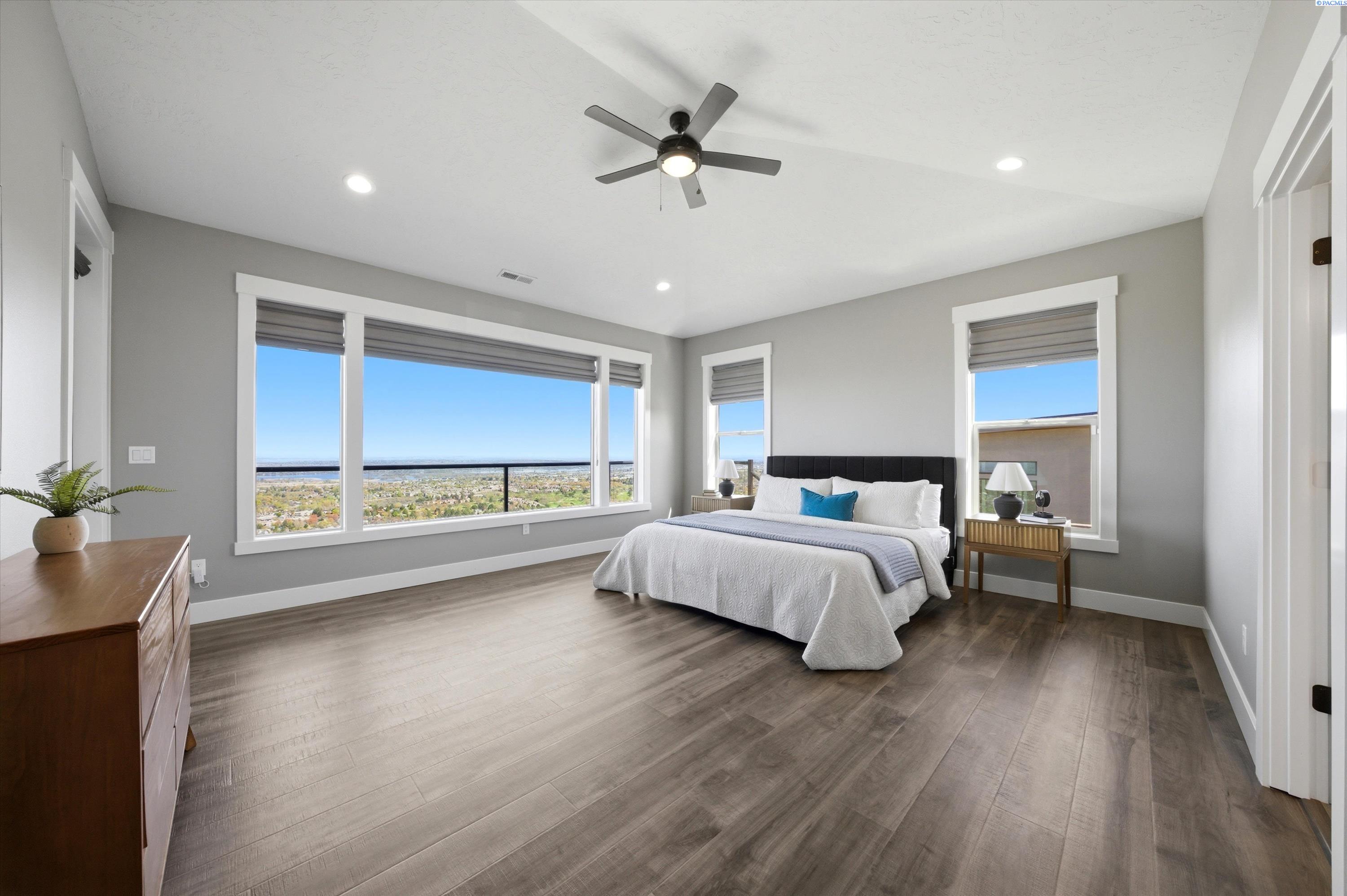 2508 Falconcrest Loop