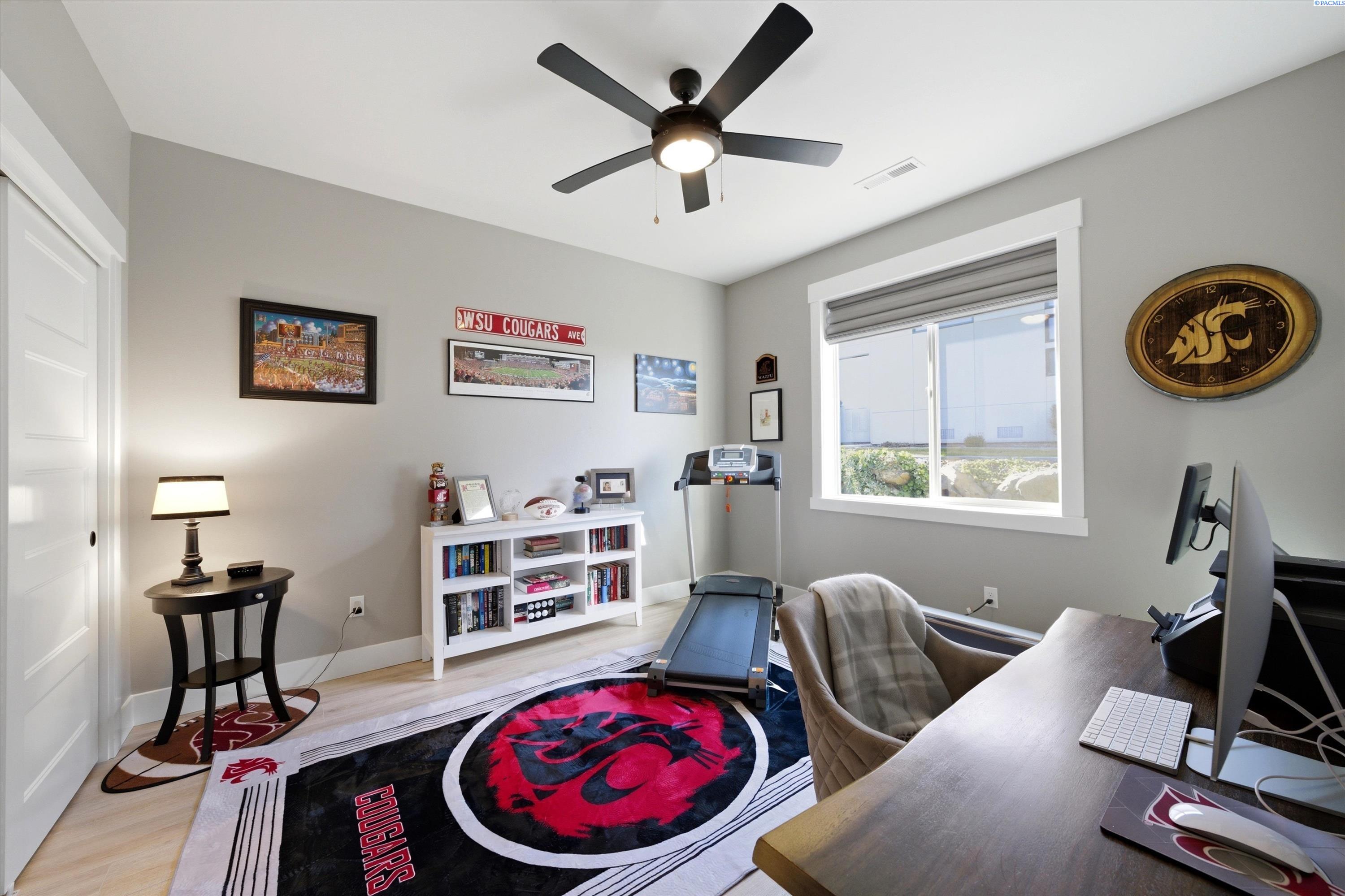 2508 Falconcrest Loop