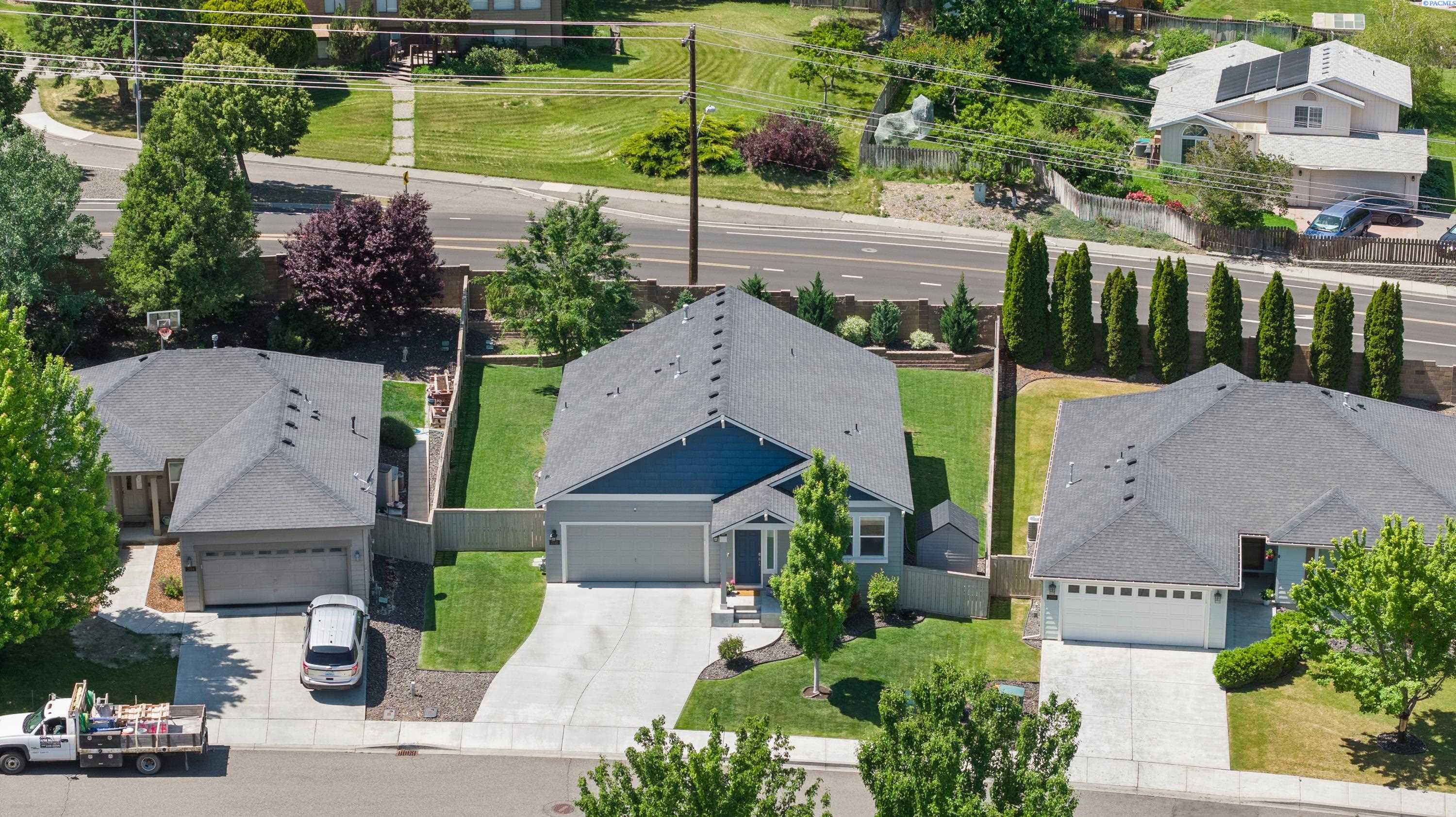2010 S Kellogg Place