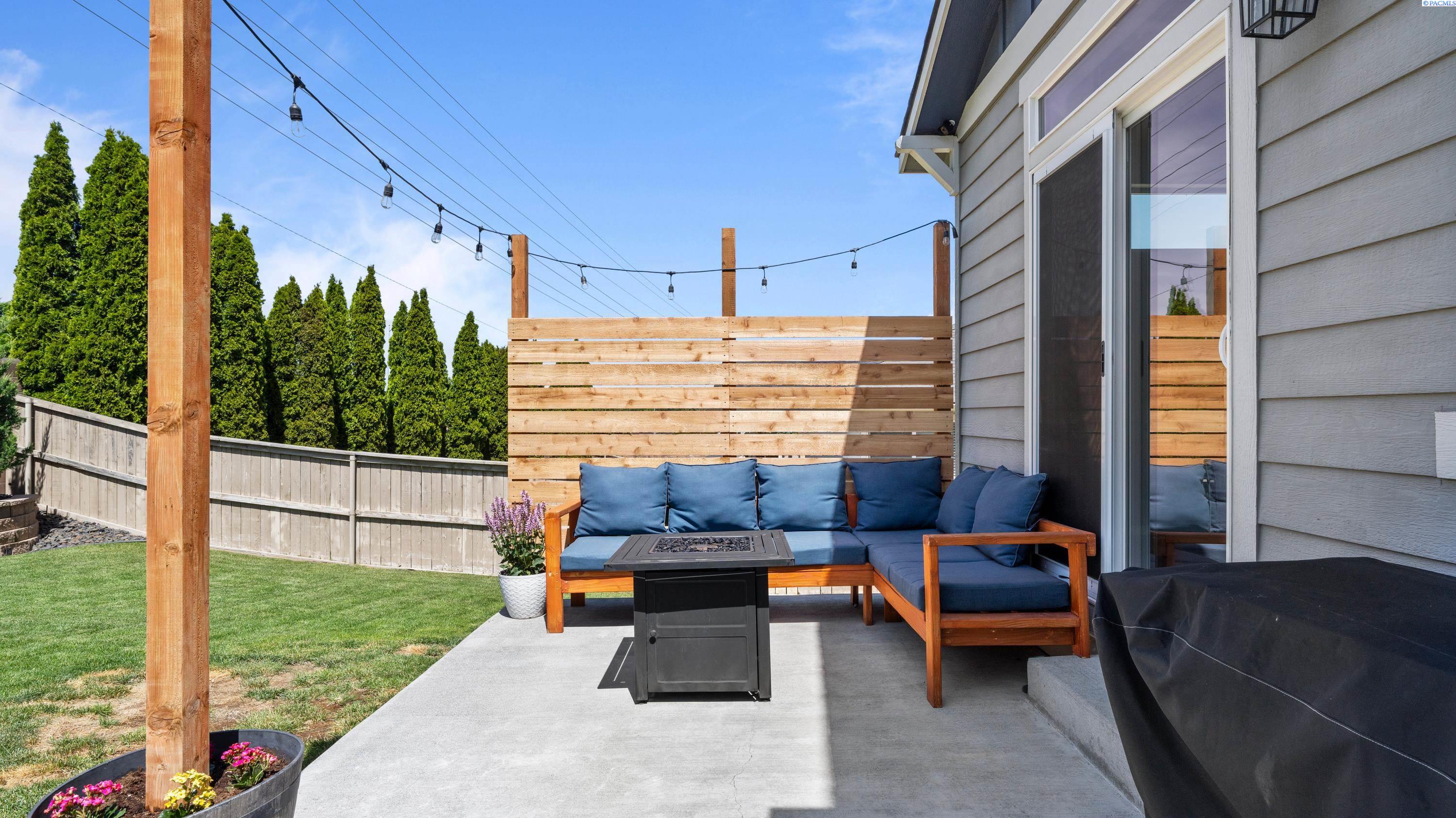 2010 S Kellogg Place
