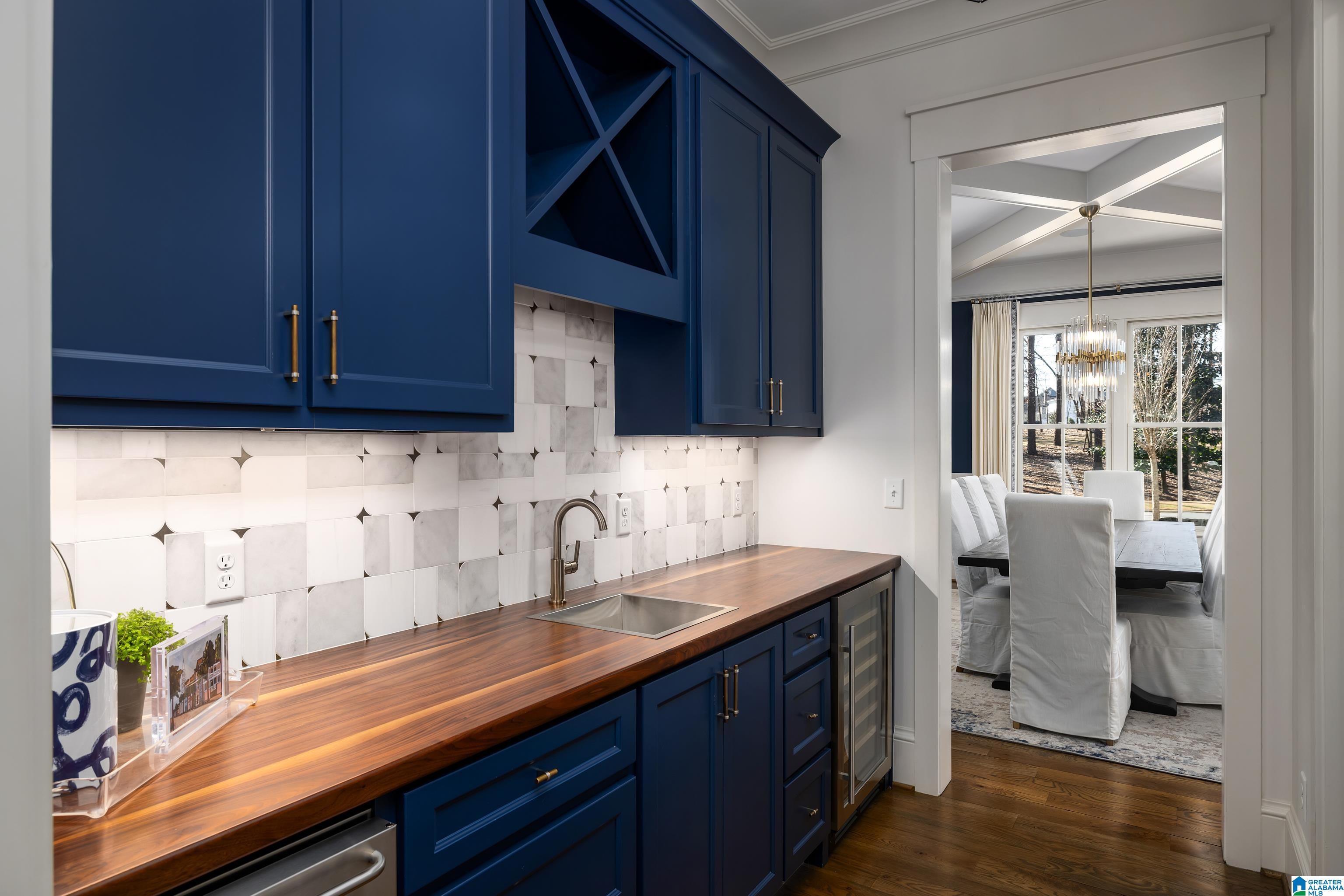 4258 RENAISSANCE PARK CIRCLE