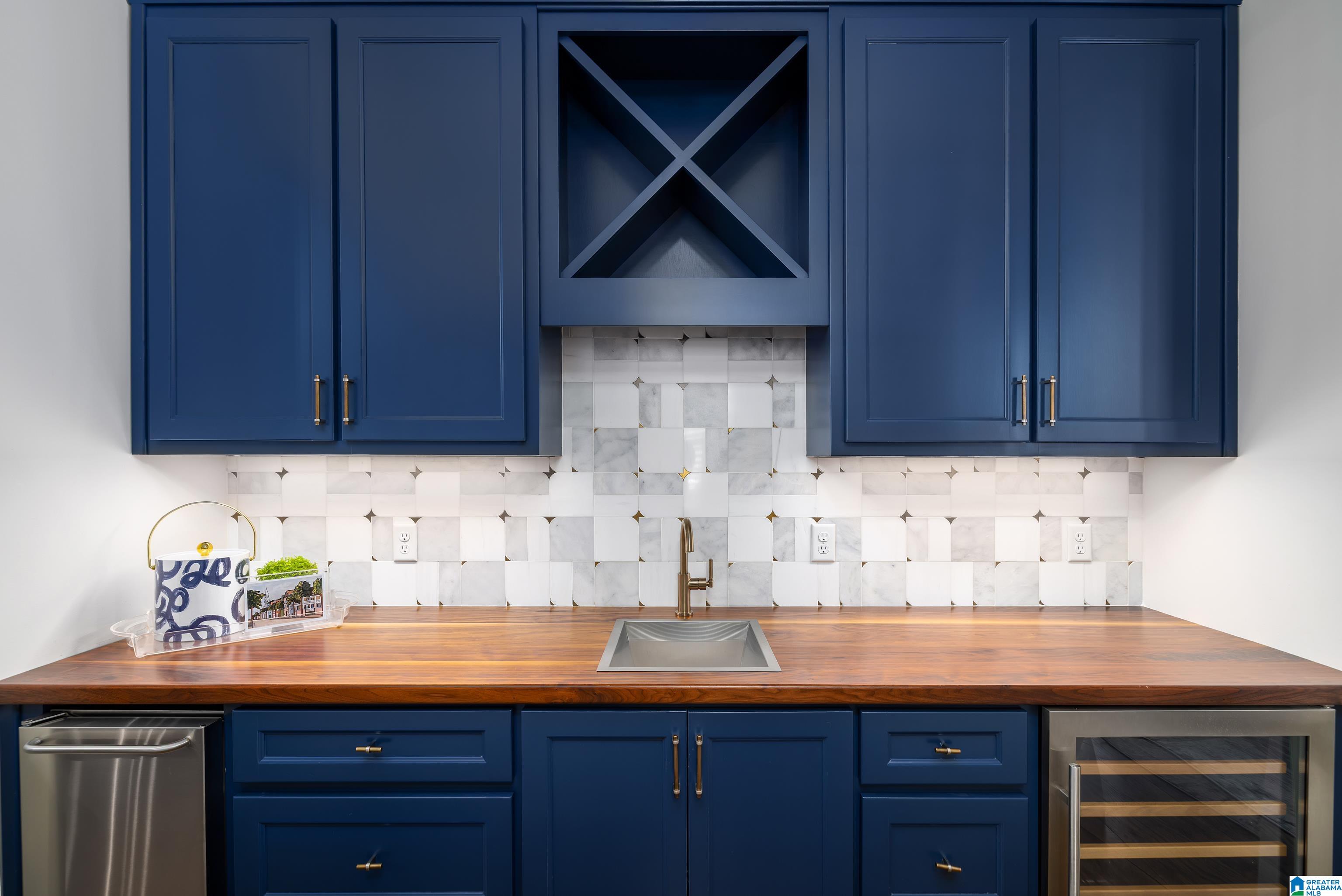 4258 RENAISSANCE PARK CIRCLE