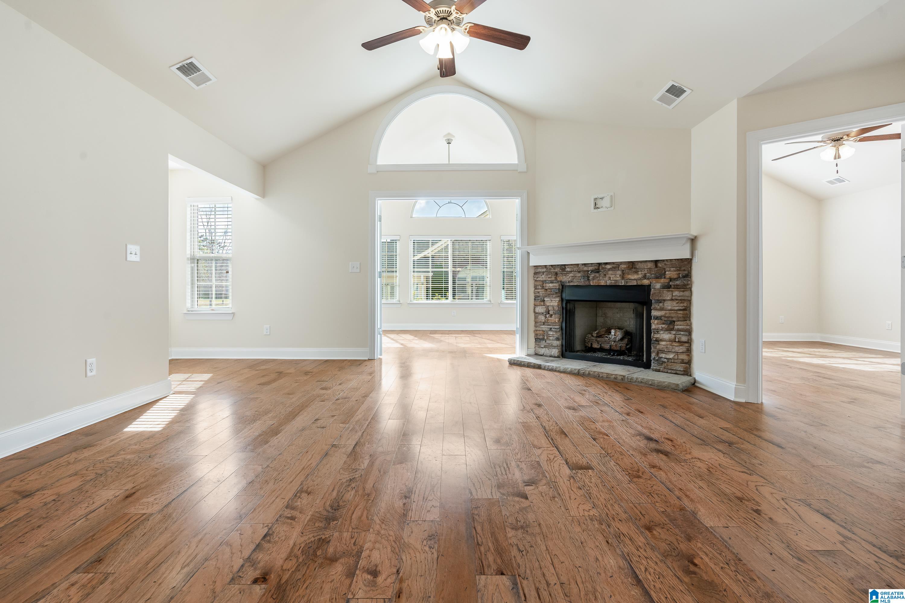 152 CORNERSTONE COURT 152