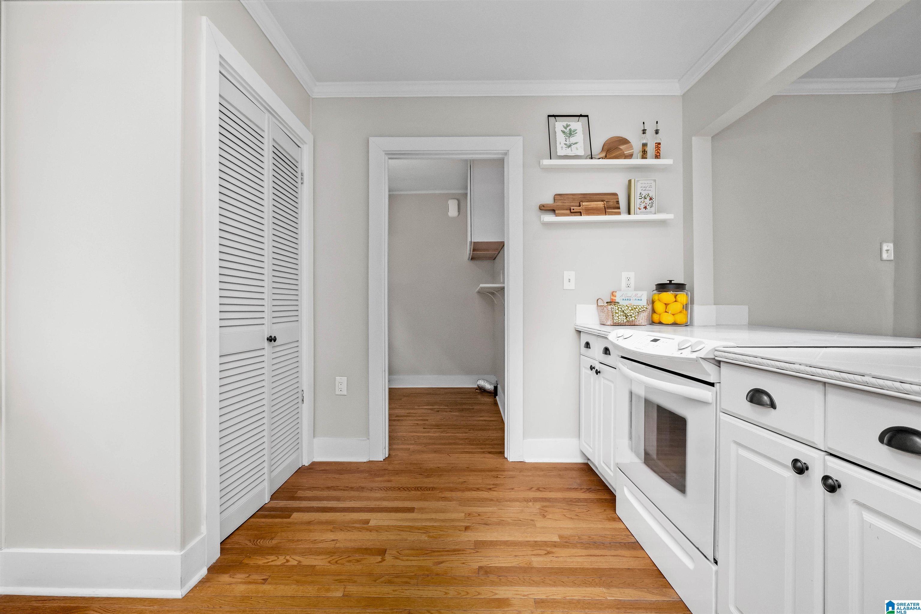 1029 EDGEWOOD BOULEVARD