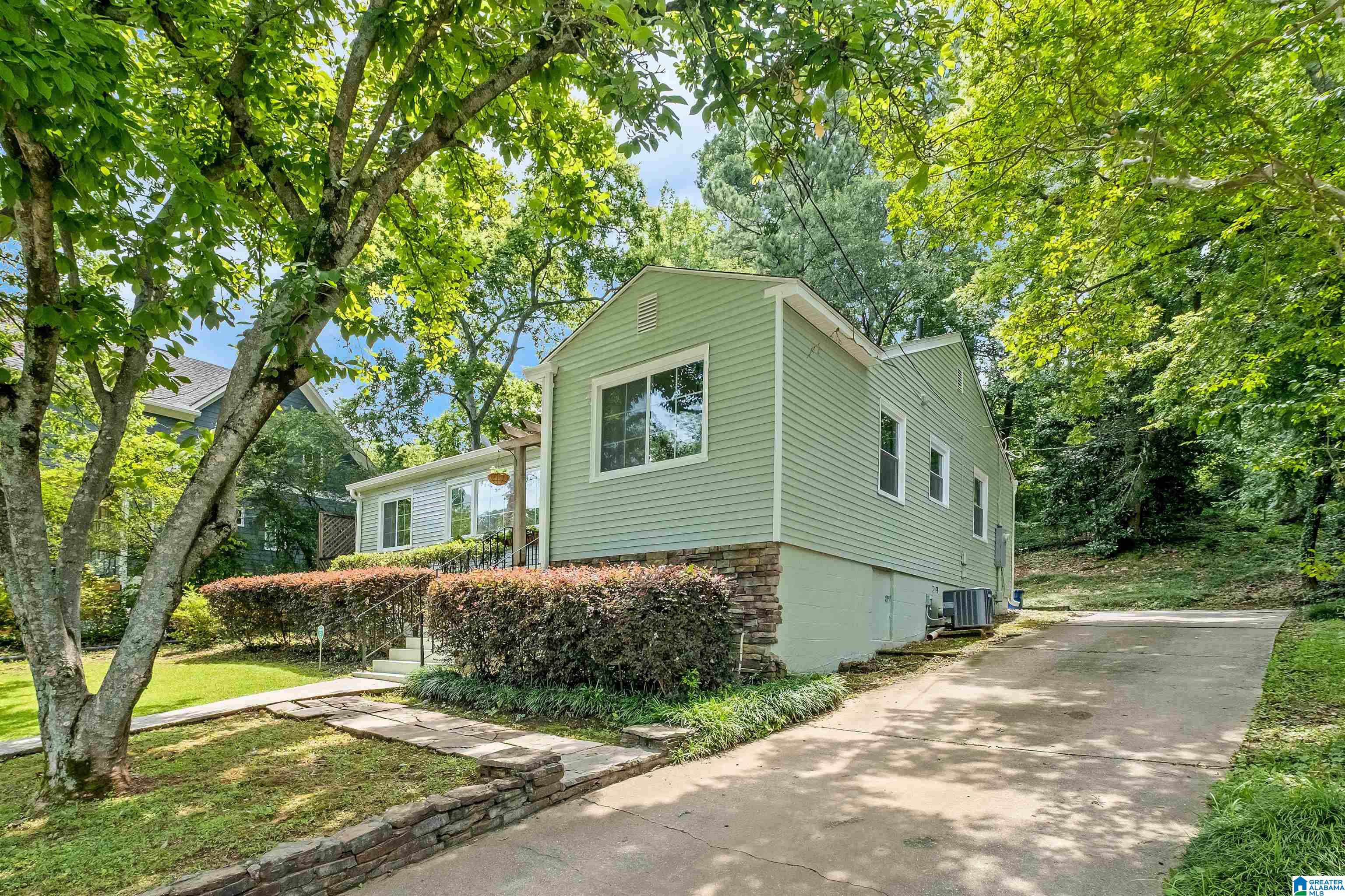 1029 EDGEWOOD BOULEVARD