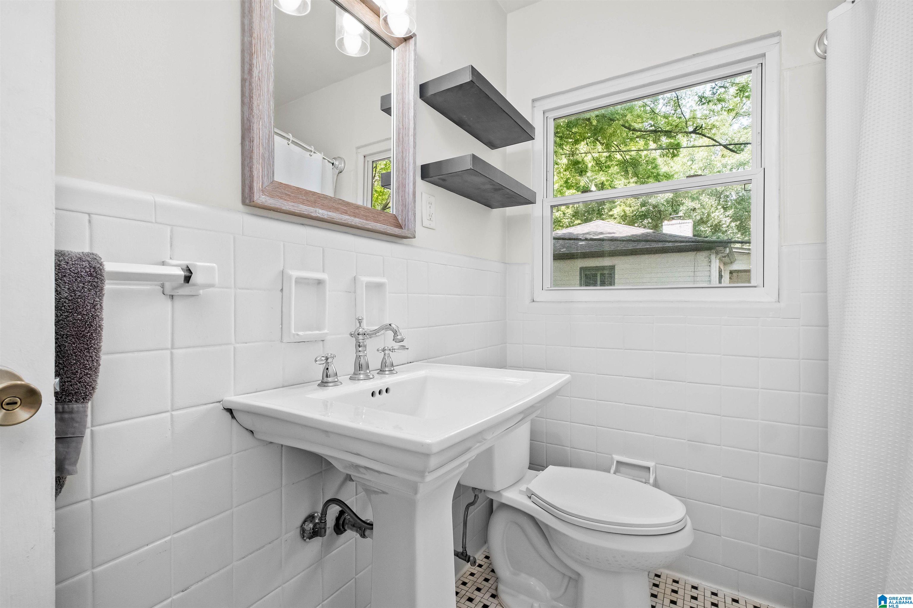 1029 EDGEWOOD BOULEVARD