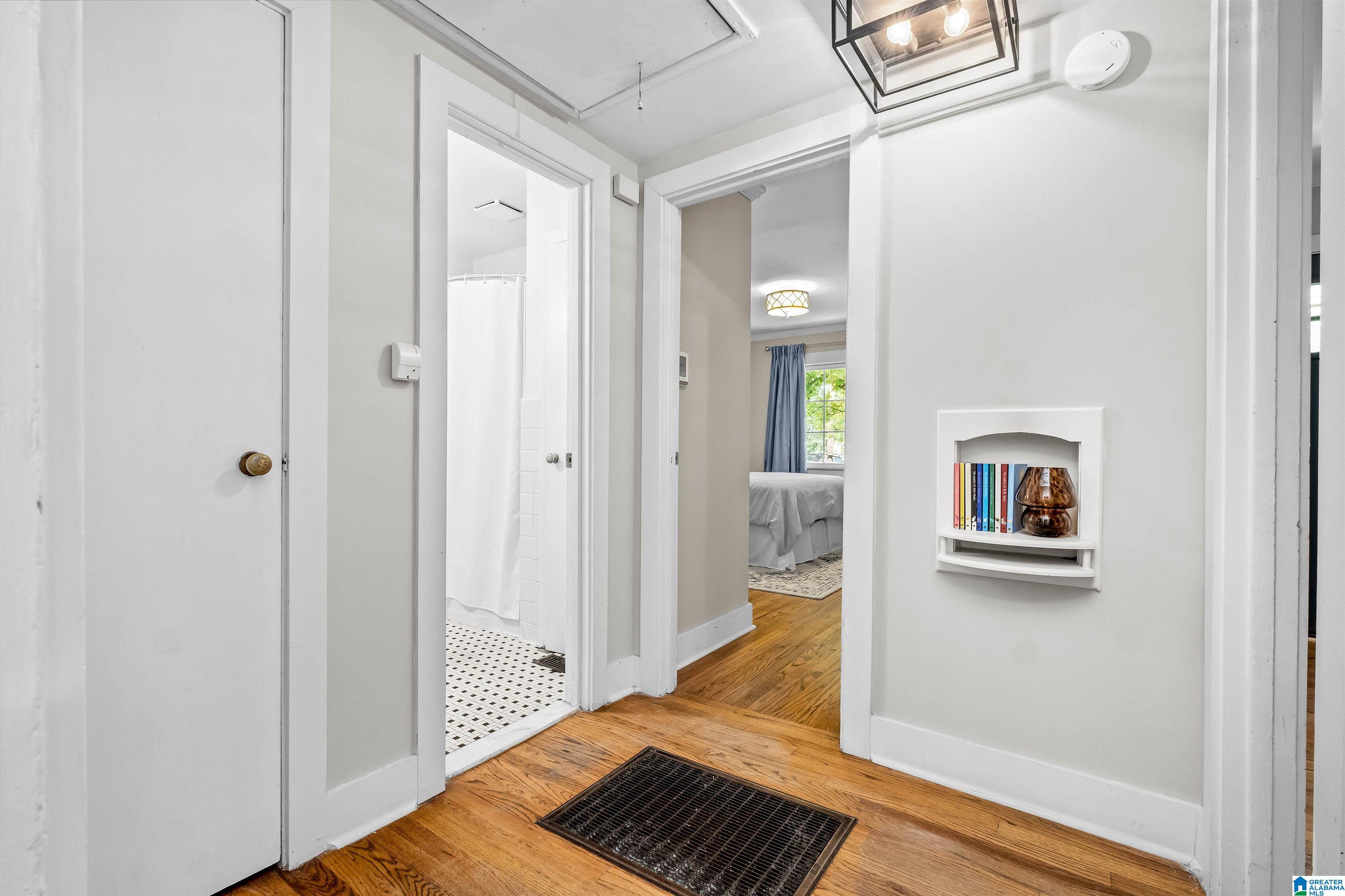 1029 EDGEWOOD BOULEVARD