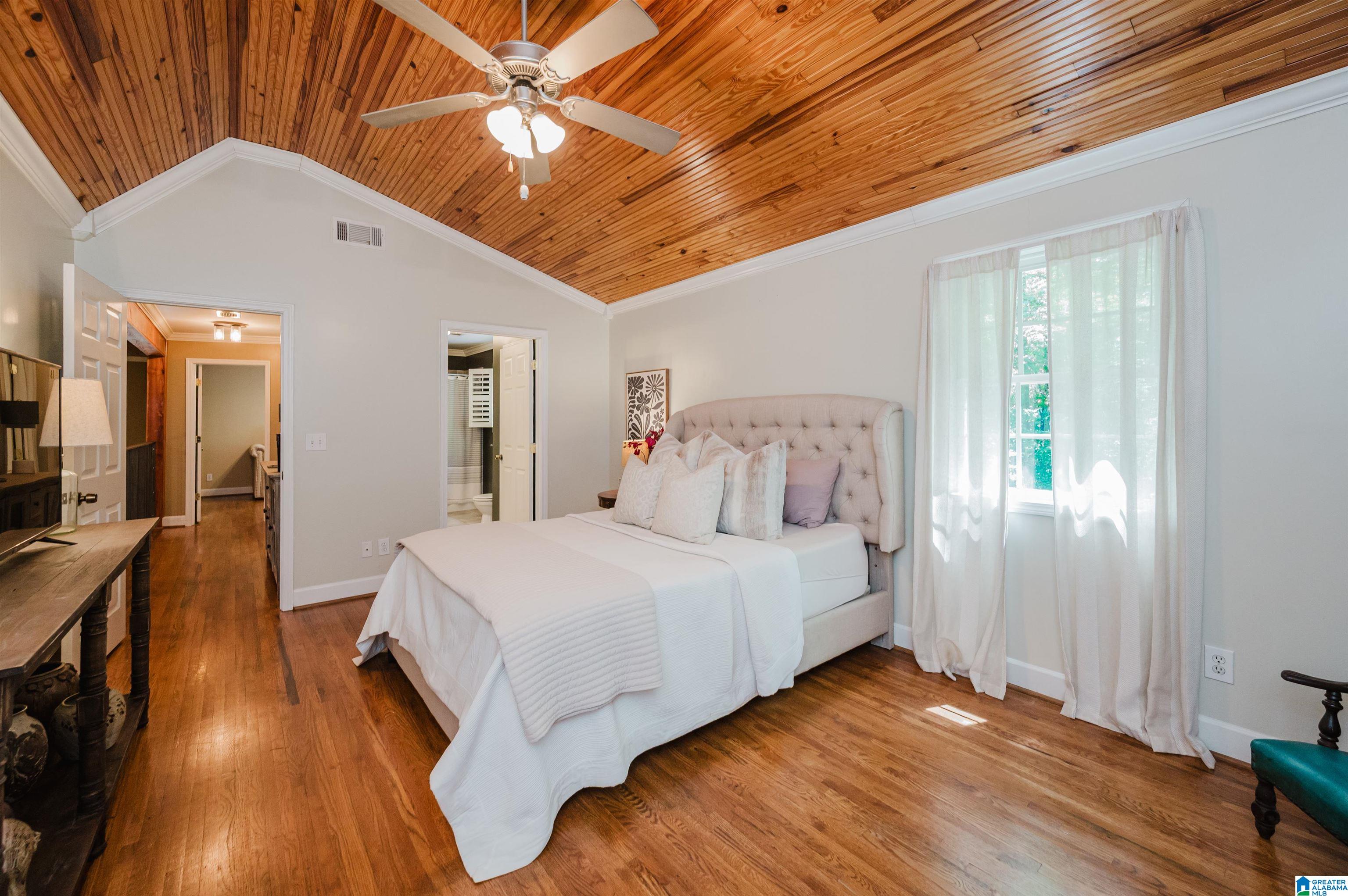 236 HIDEAWAY LANE