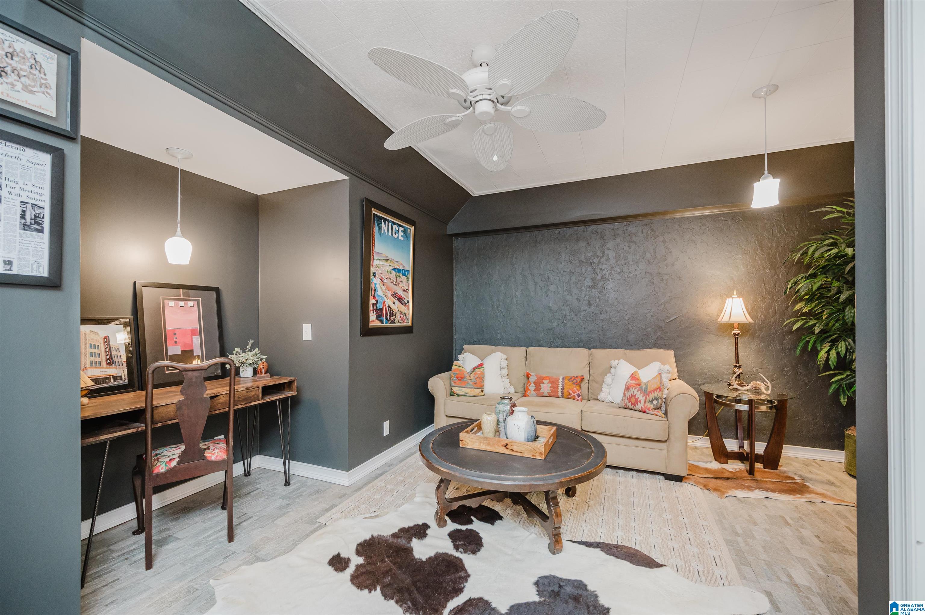 236 HIDEAWAY LANE