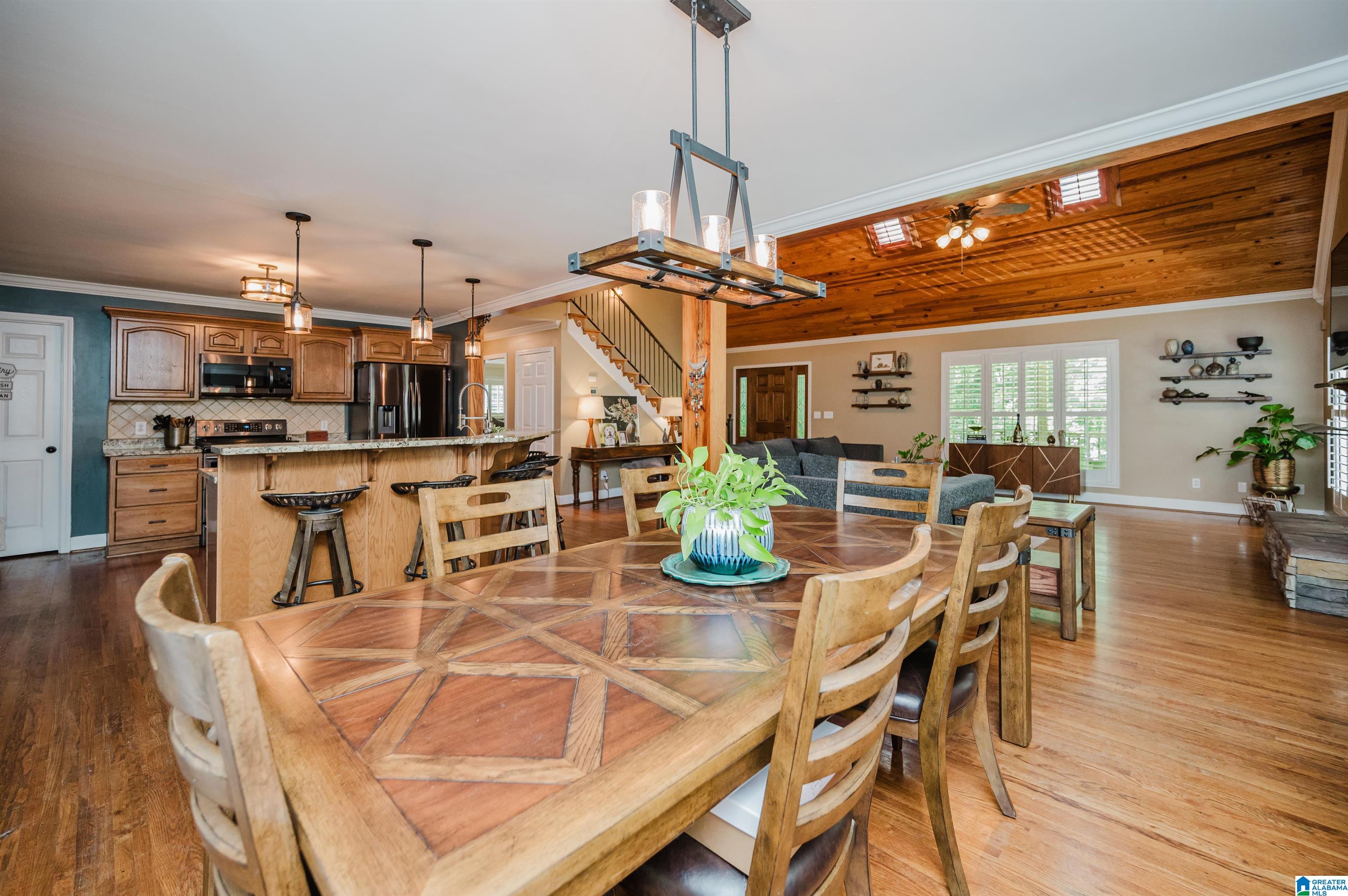 236 HIDEAWAY LANE