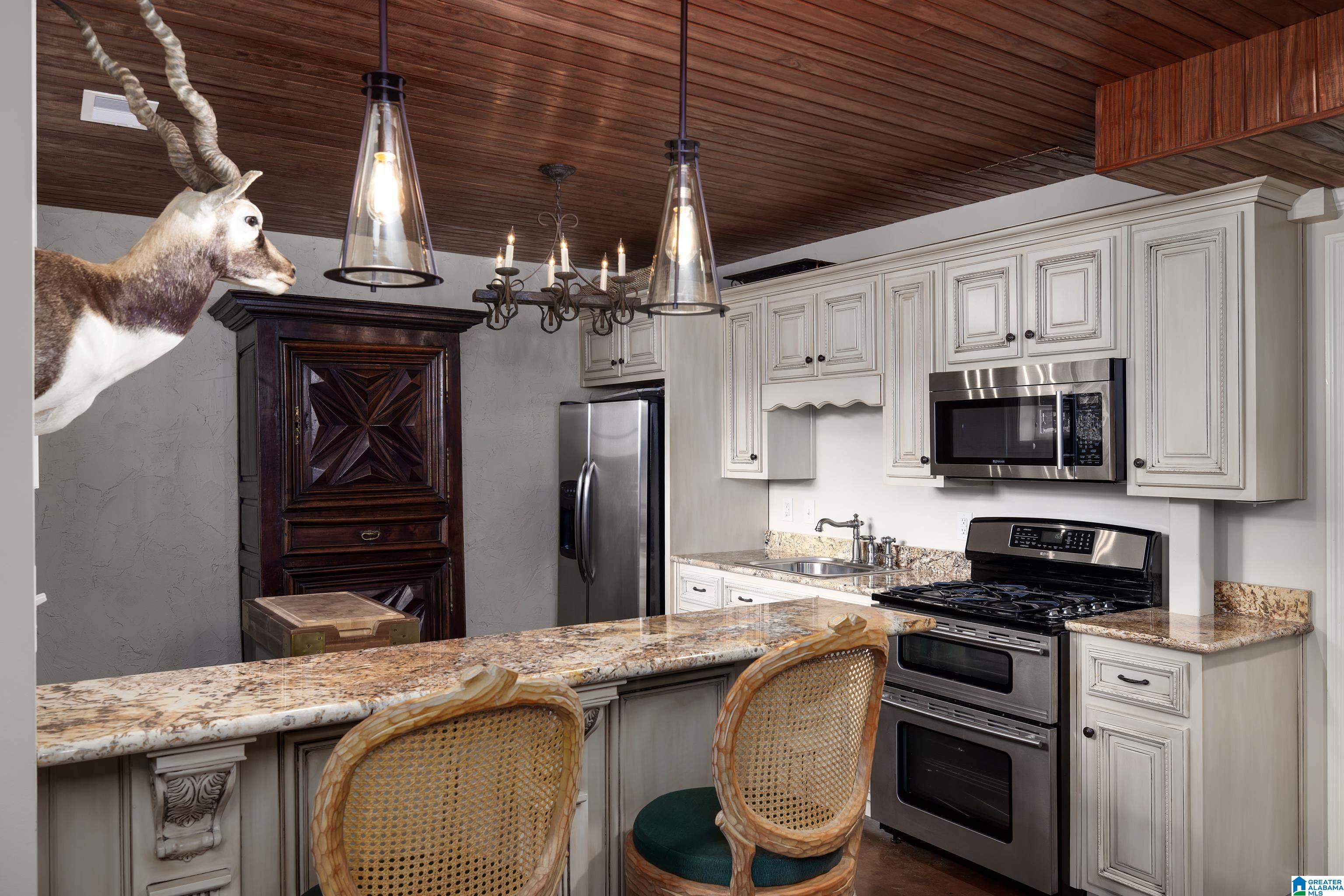 625 FOUNDERS PARK DRIVE W