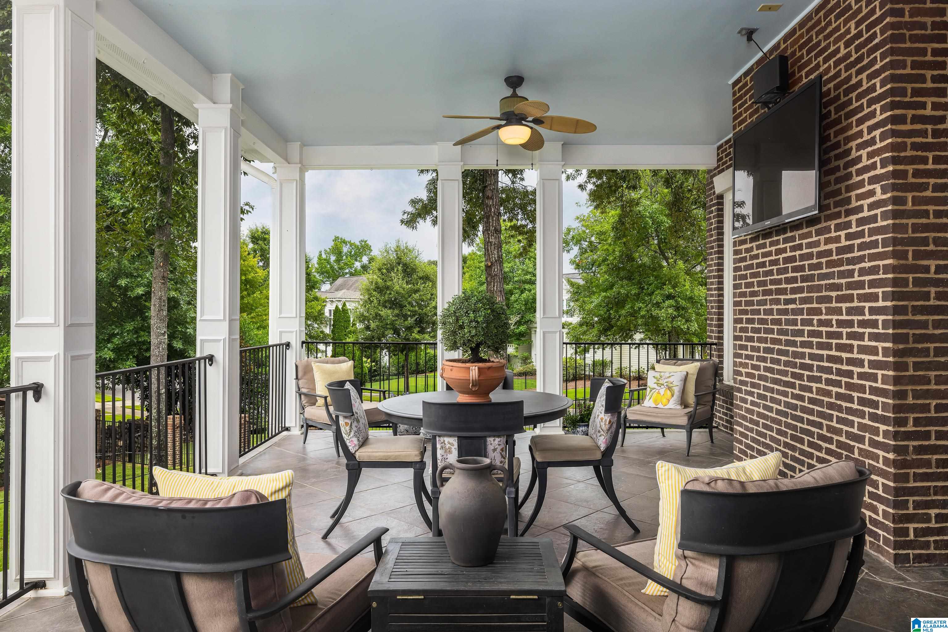 625 FOUNDERS PARK DRIVE W