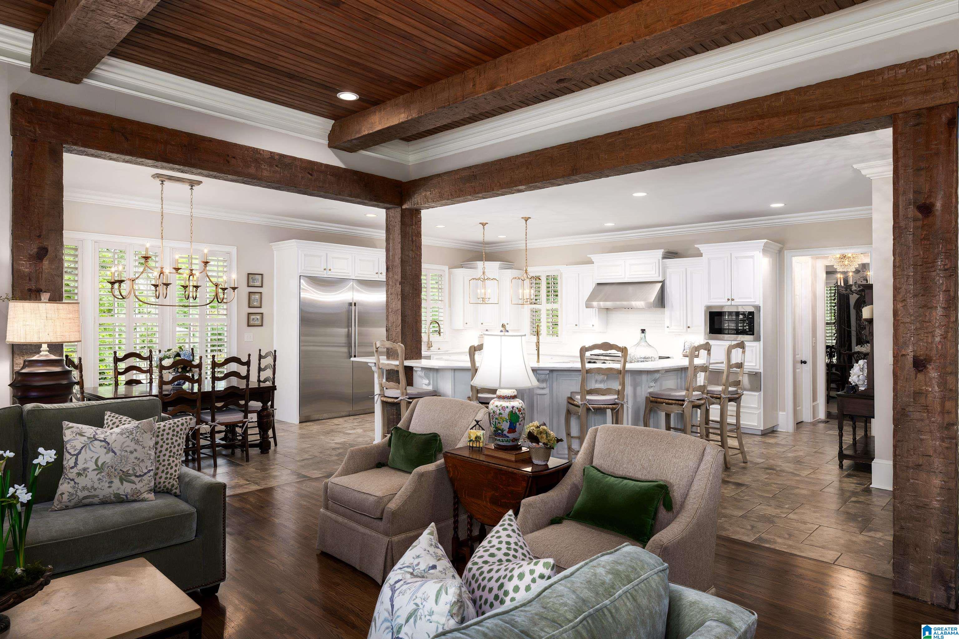 625 FOUNDERS PARK DRIVE W