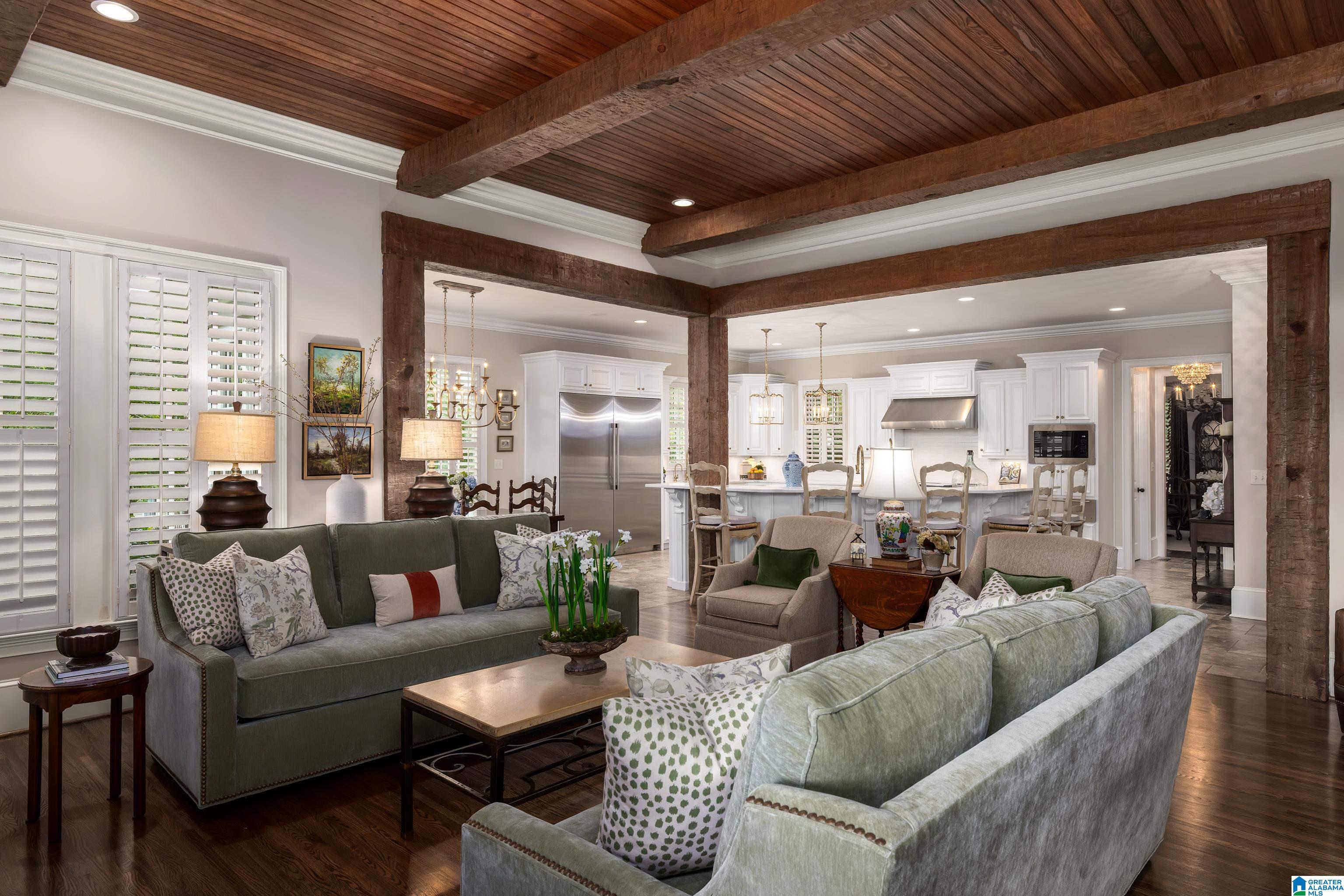 625 FOUNDERS PARK DRIVE W