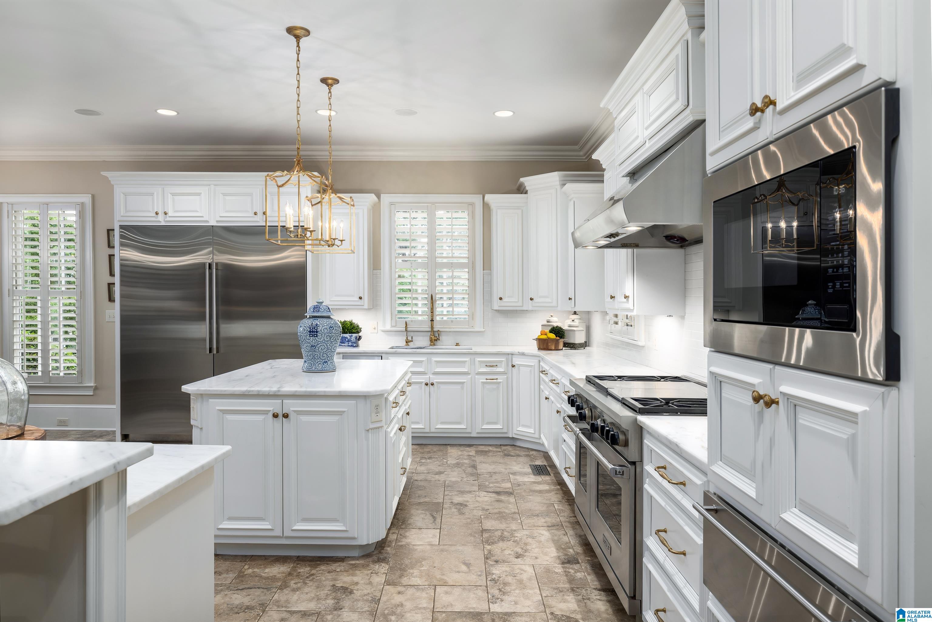 625 FOUNDERS PARK DRIVE W