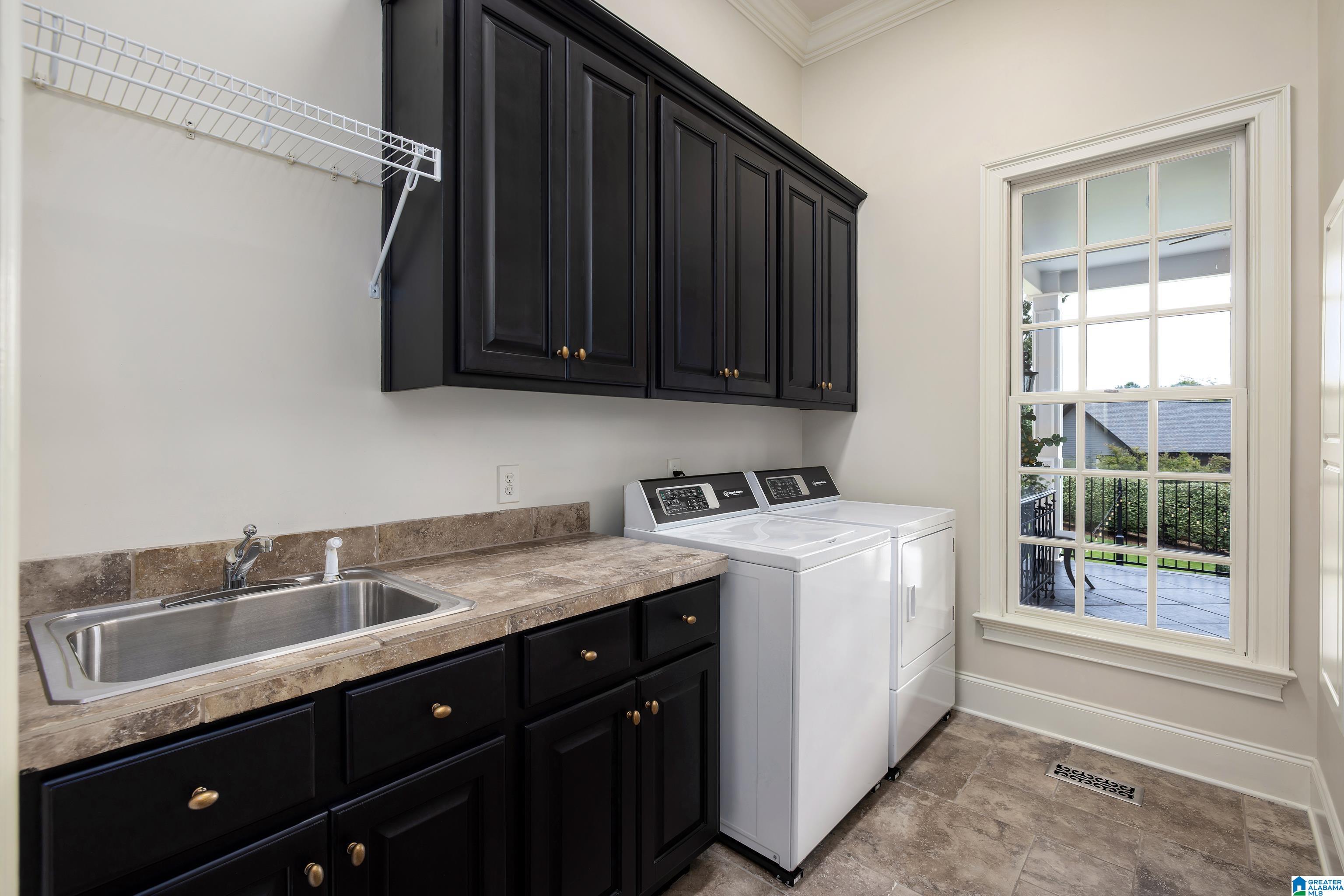 625 FOUNDERS PARK DRIVE W