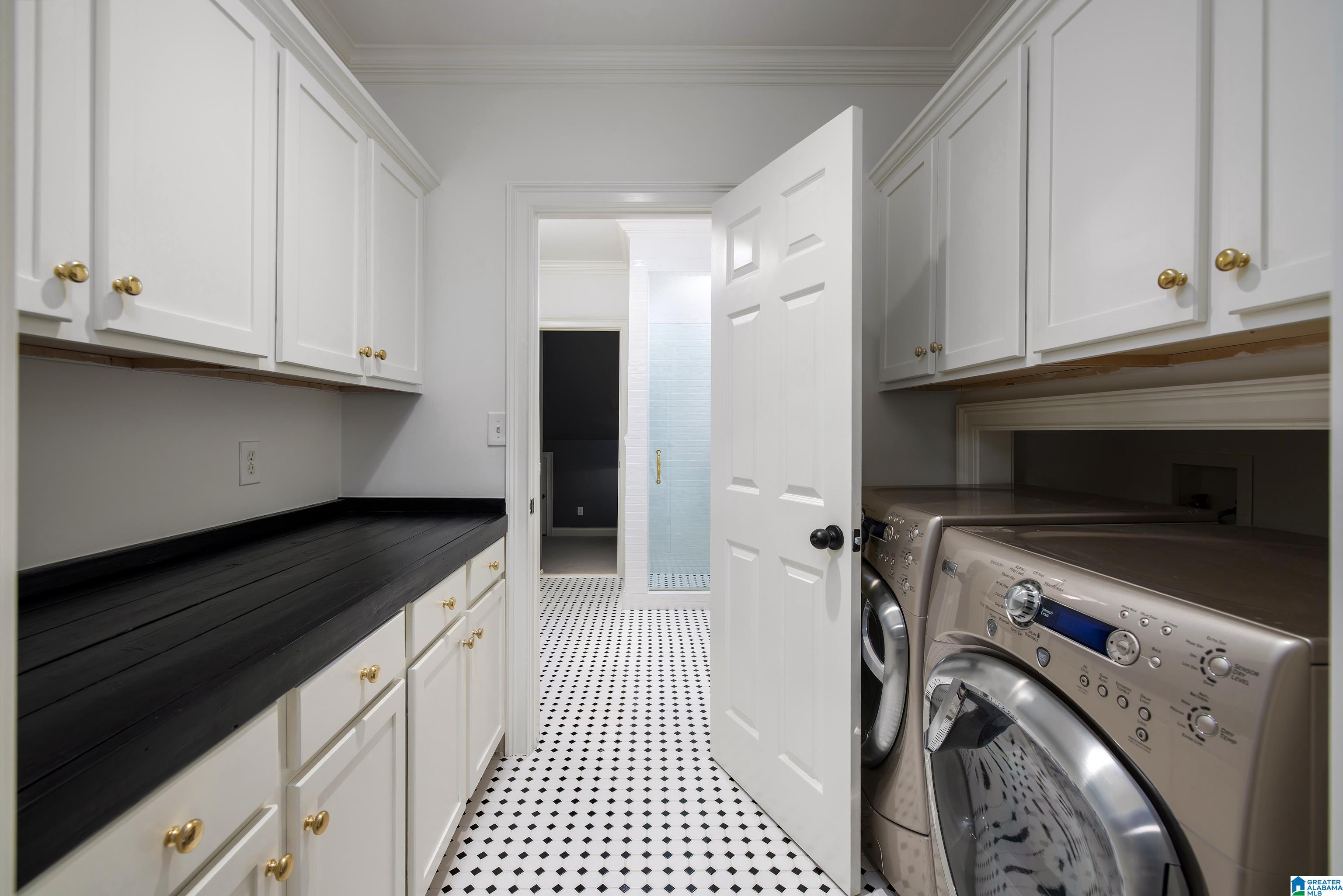 625 FOUNDERS PARK DRIVE W