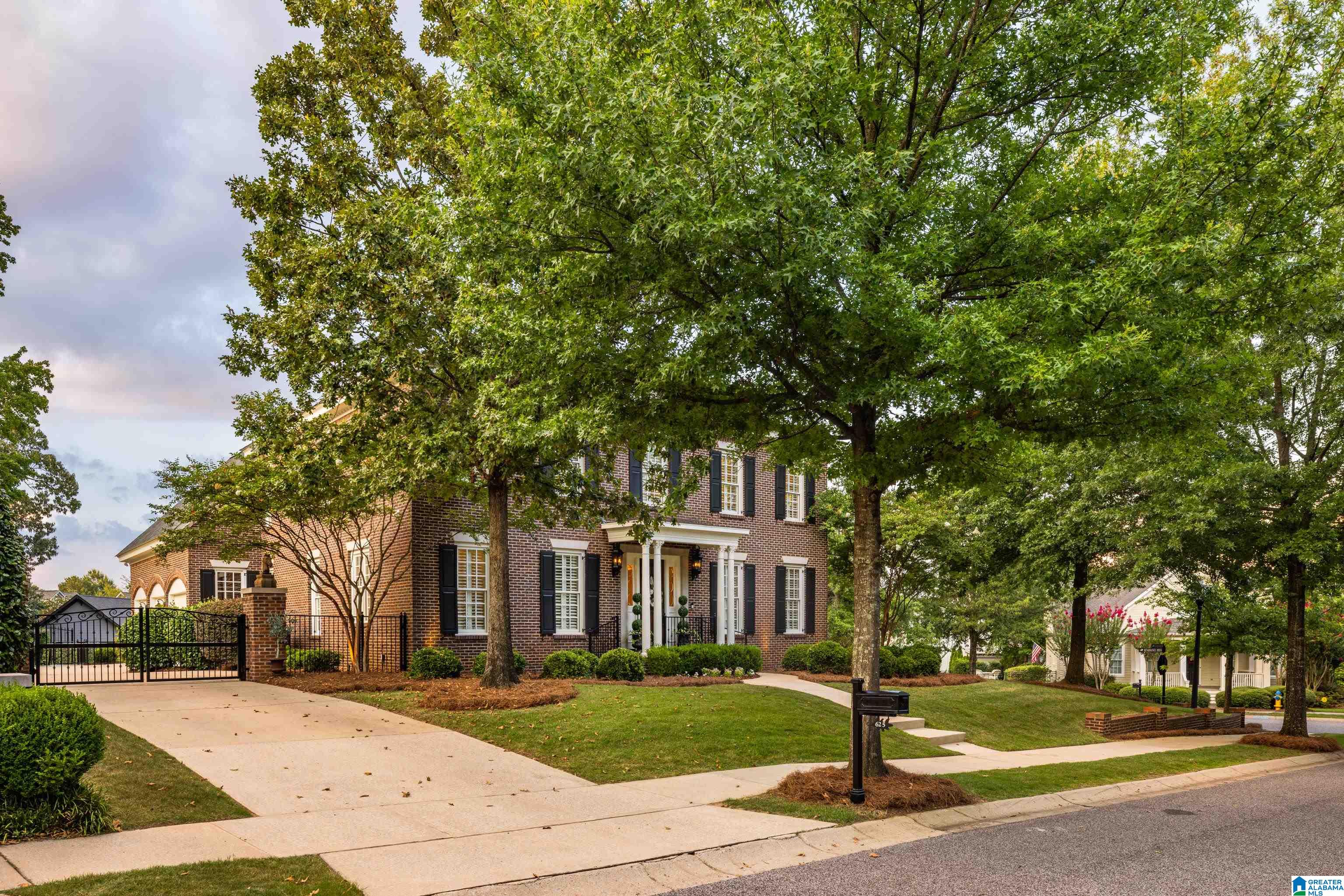 625 FOUNDERS PARK DRIVE W