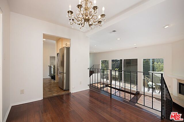 7037 Pacific View Dr