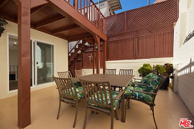 7037 Pacific View Dr