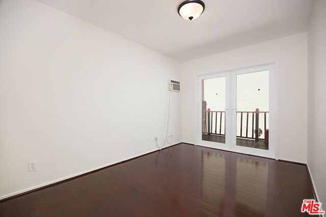 7037 Pacific View Dr