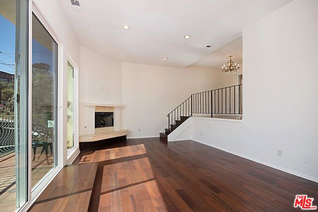 7037 Pacific View Dr