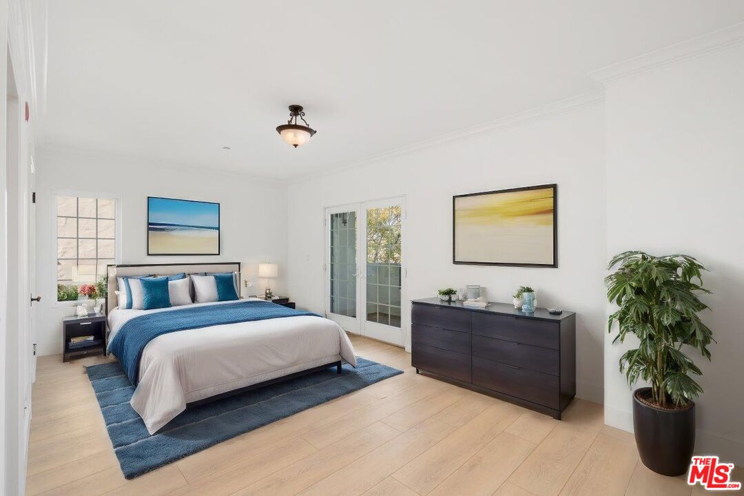 1135 Rexford Dr Unit: 206