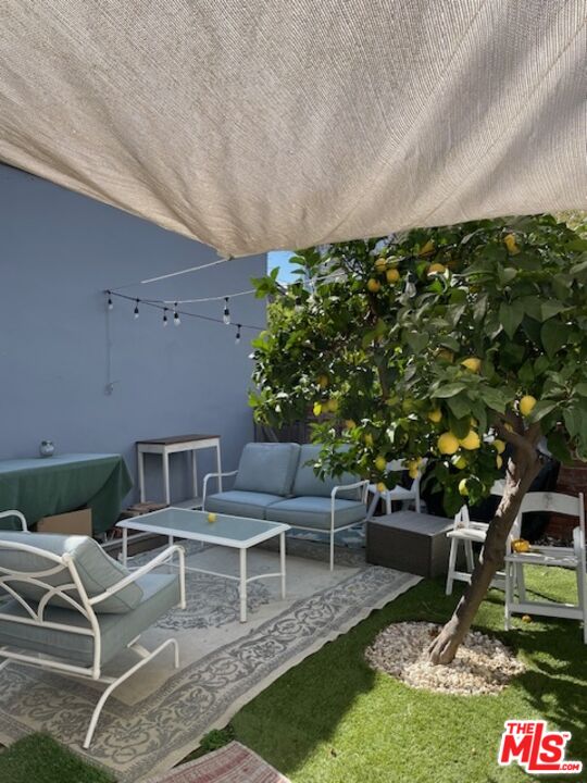 1208 Beverly Green Dr