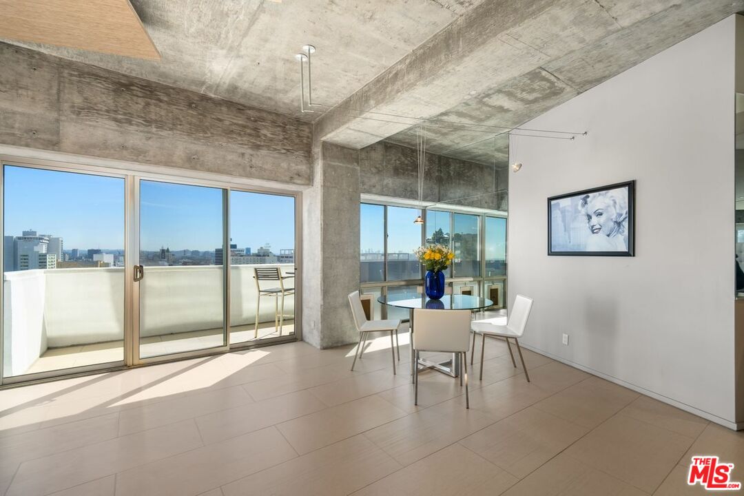 7135 Hollywood Blvd Unit: 1210