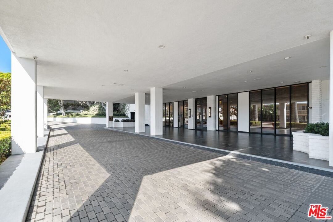 7135 Hollywood Blvd Unit: 1210