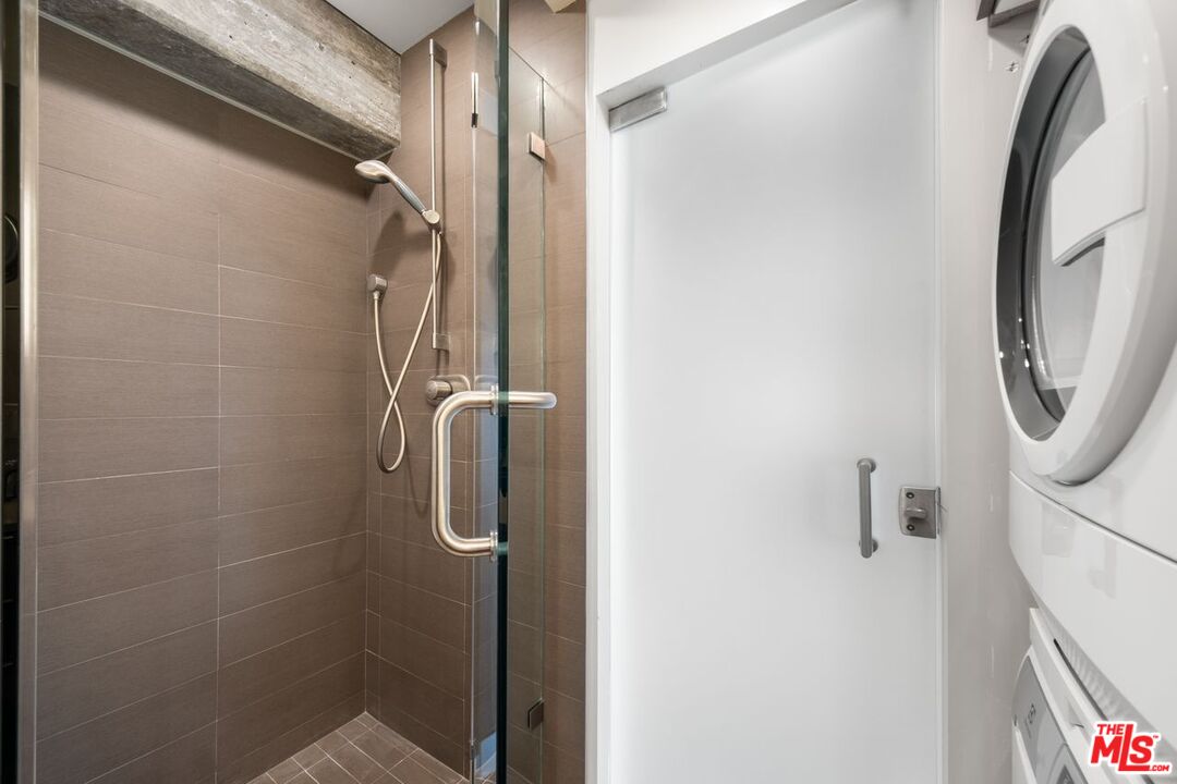 7135 Hollywood Blvd Unit: 1210