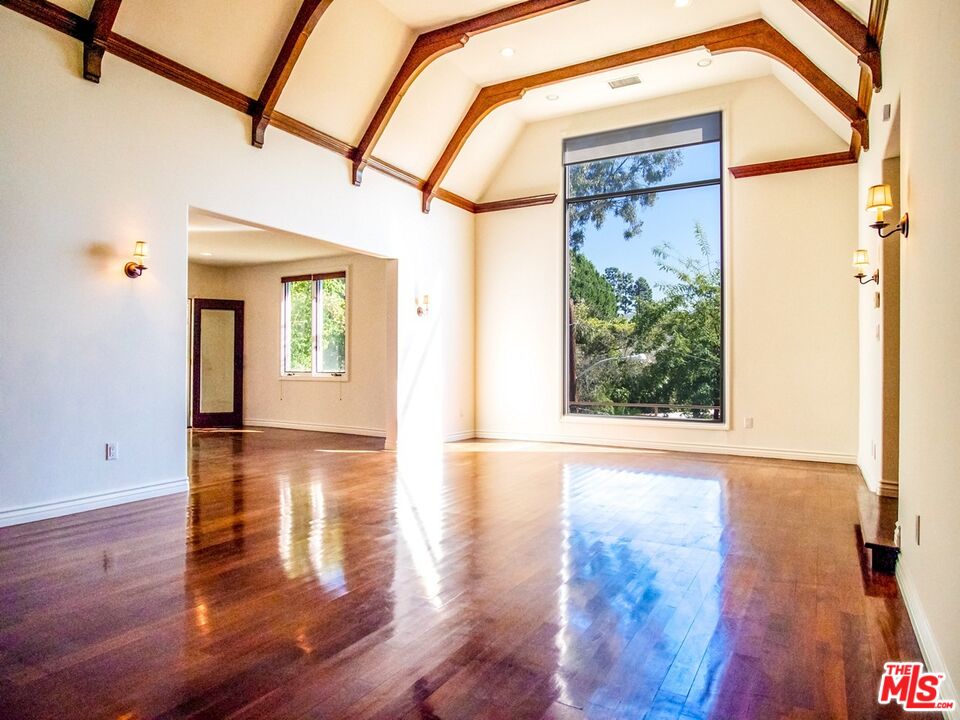 2239 VISTA DEL MAR PL