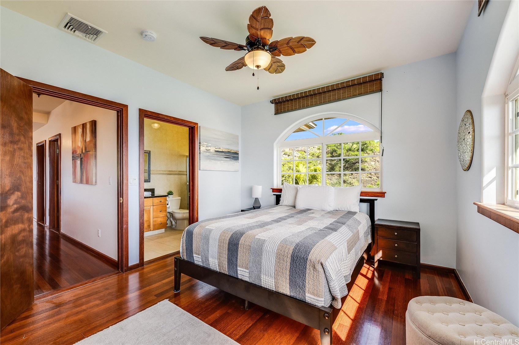 1327 Kamehame Drive