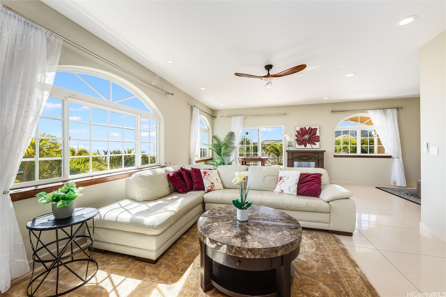 1327 Kamehame Drive