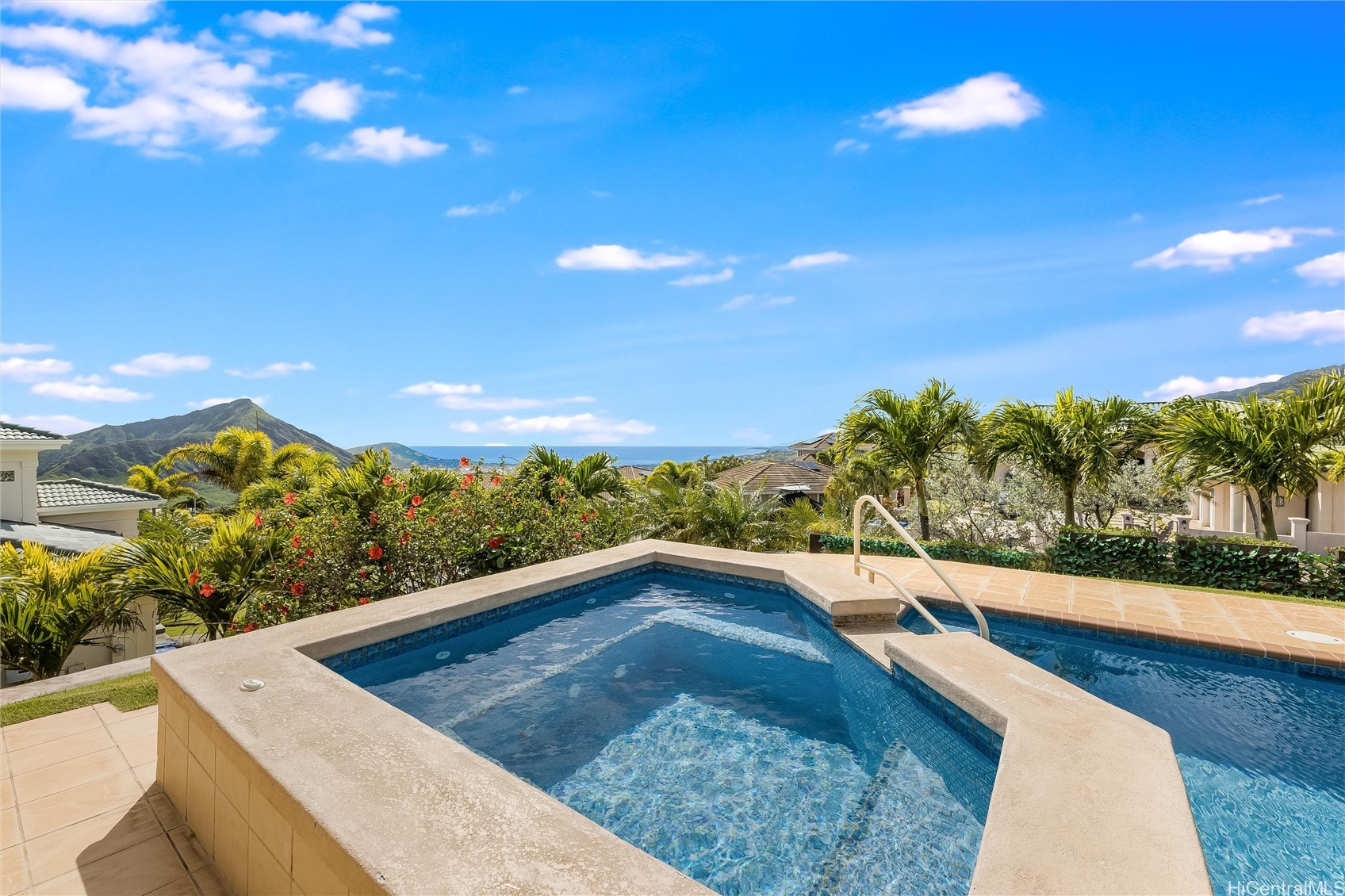 1327 Kamehame Drive