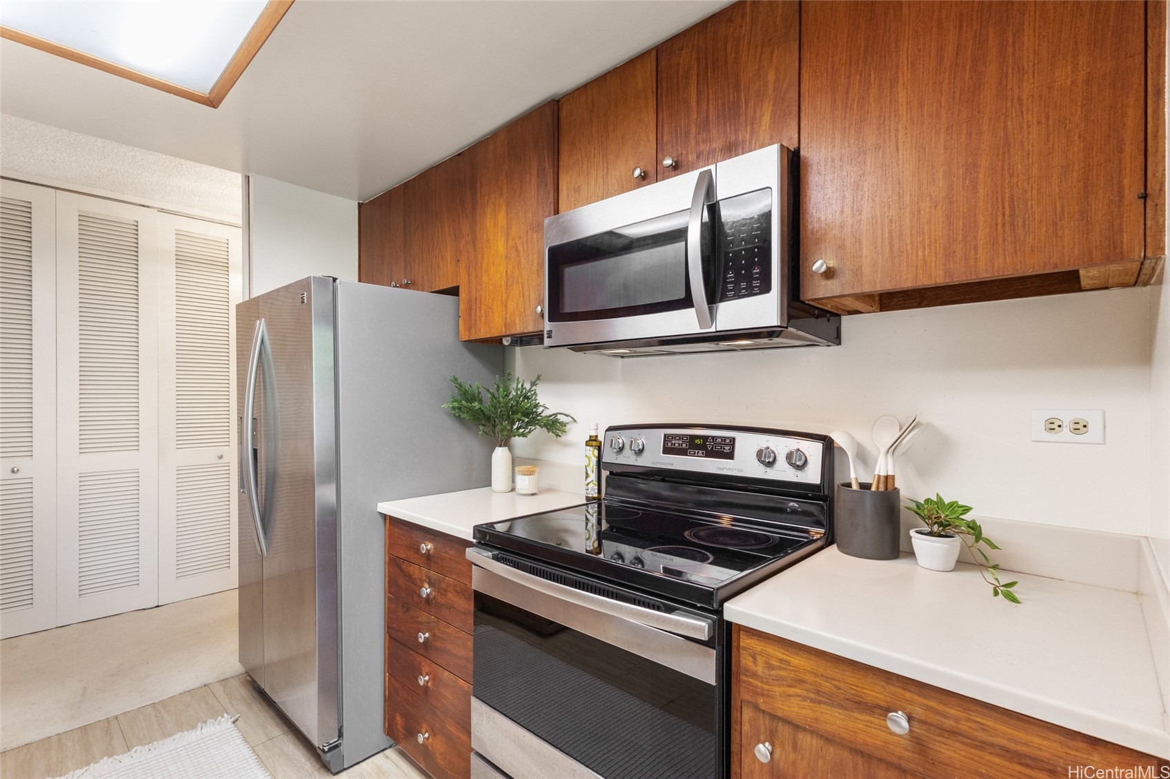 250 Kawaihae Street 4C