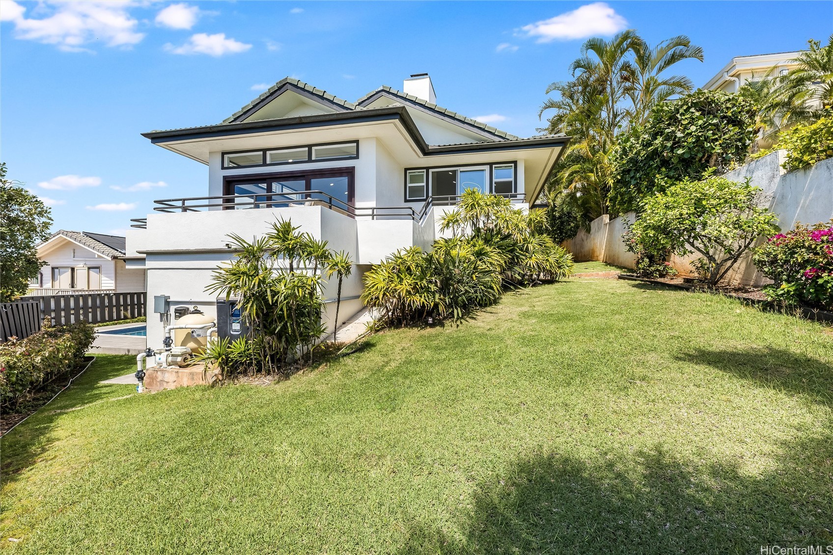 779 Moaniala Street