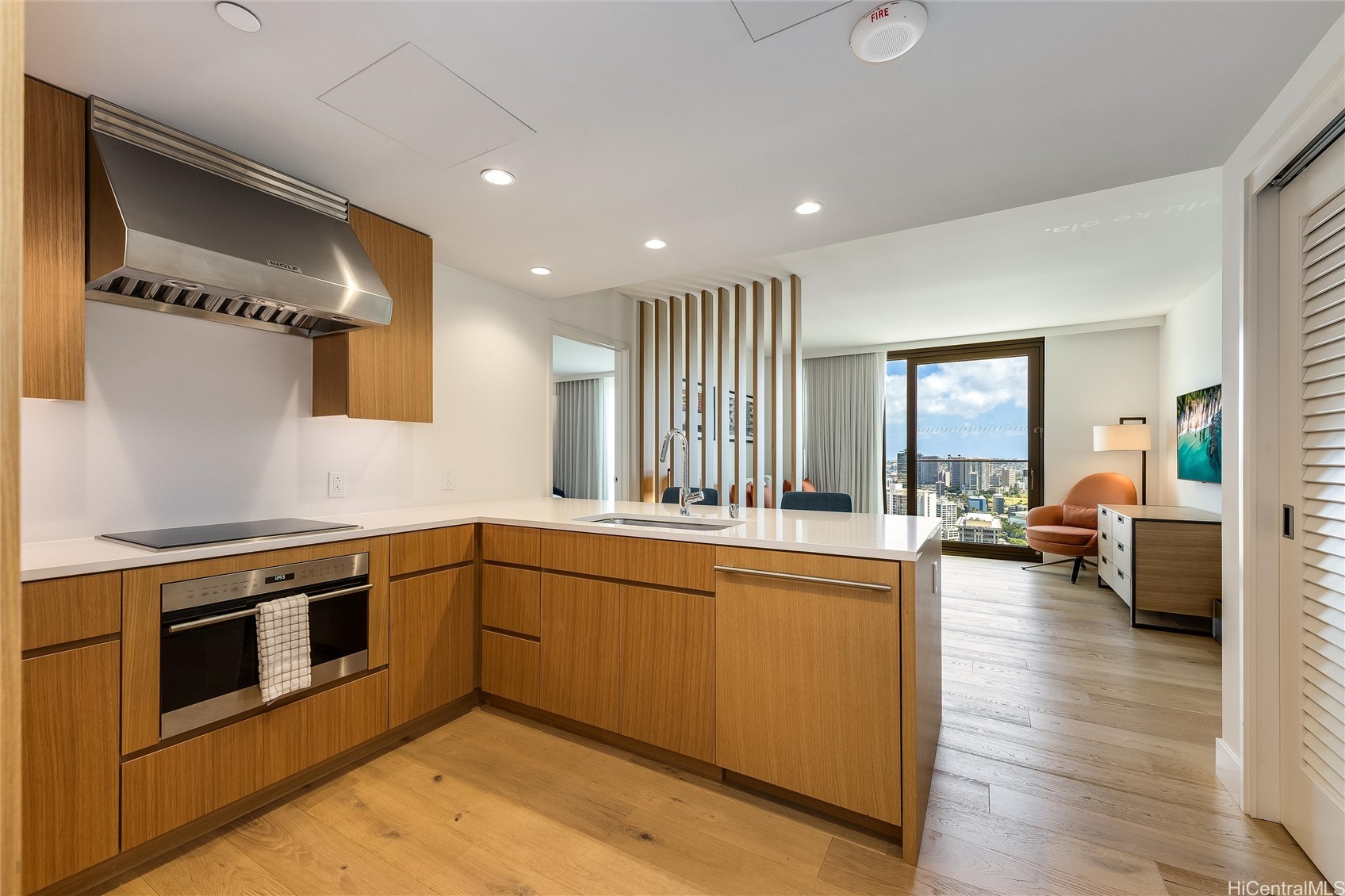 1390 Kapiolani Boulevard 3605