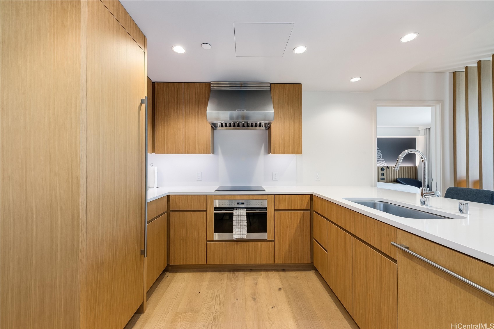 1390 Kapiolani Boulevard 3605