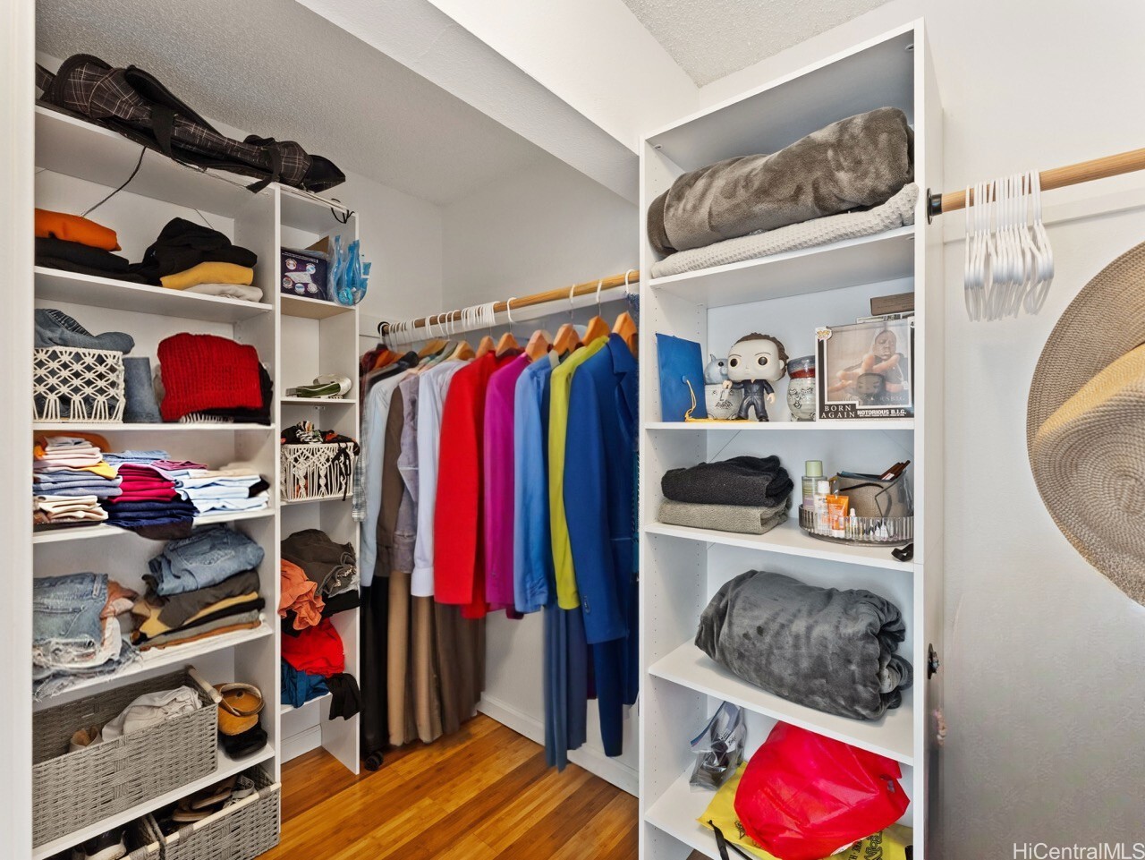 46-63 Emepela Place P205
