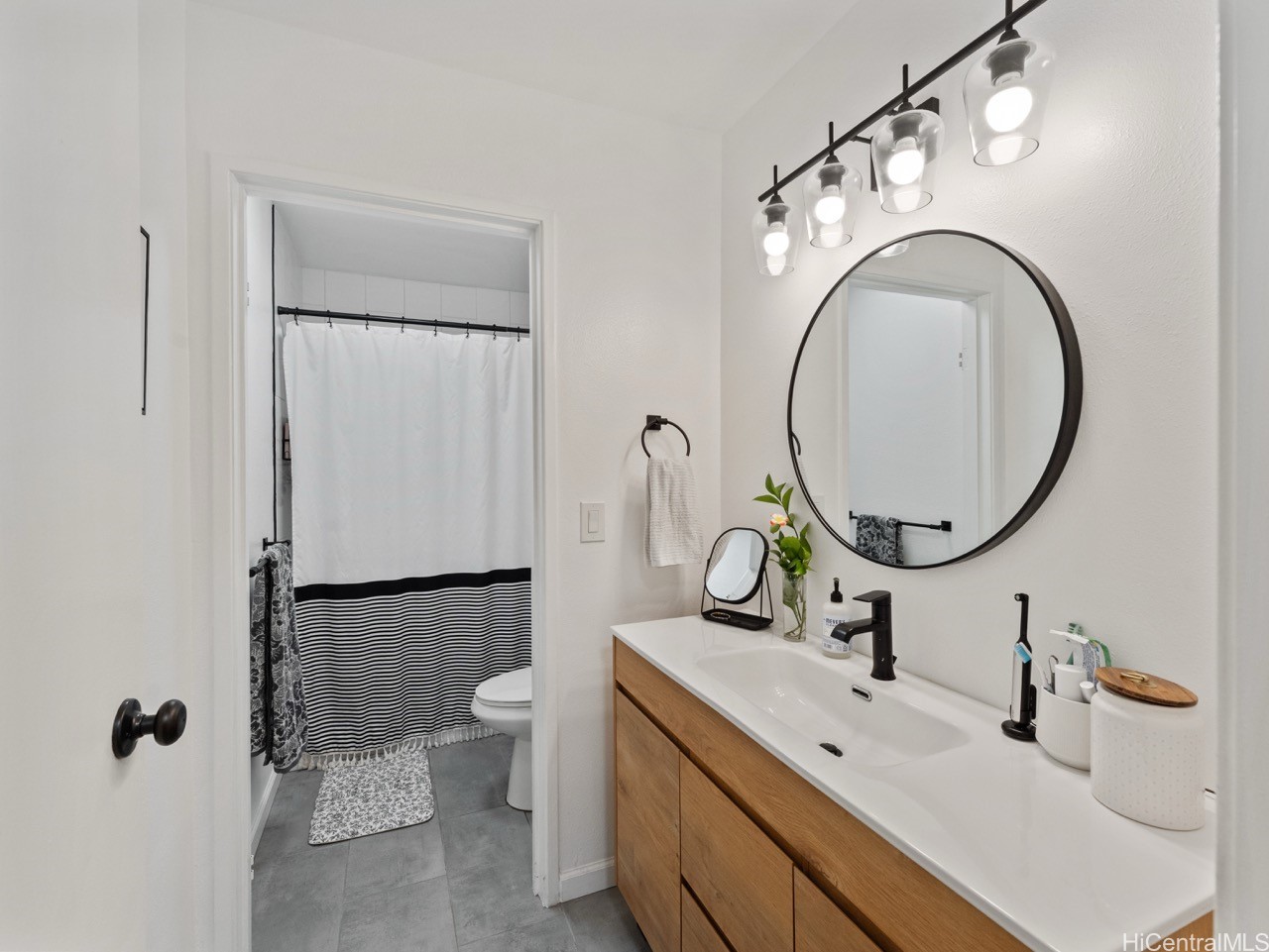 46-63 Emepela Place P205
