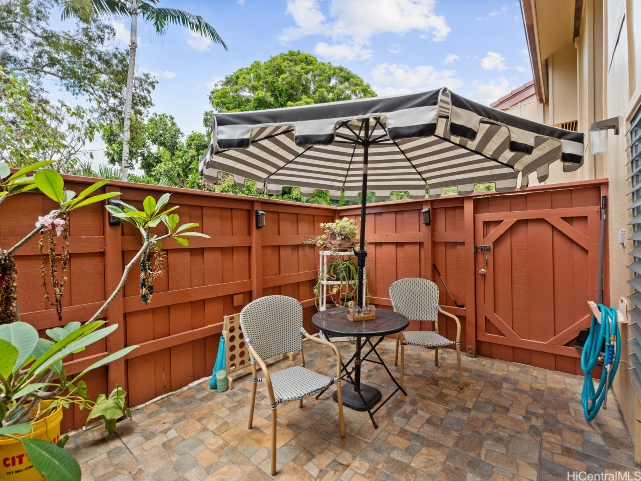 46-63 Emepela Place P205