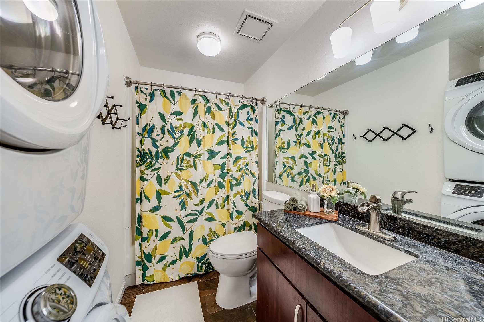 585 Mananai Place 26U