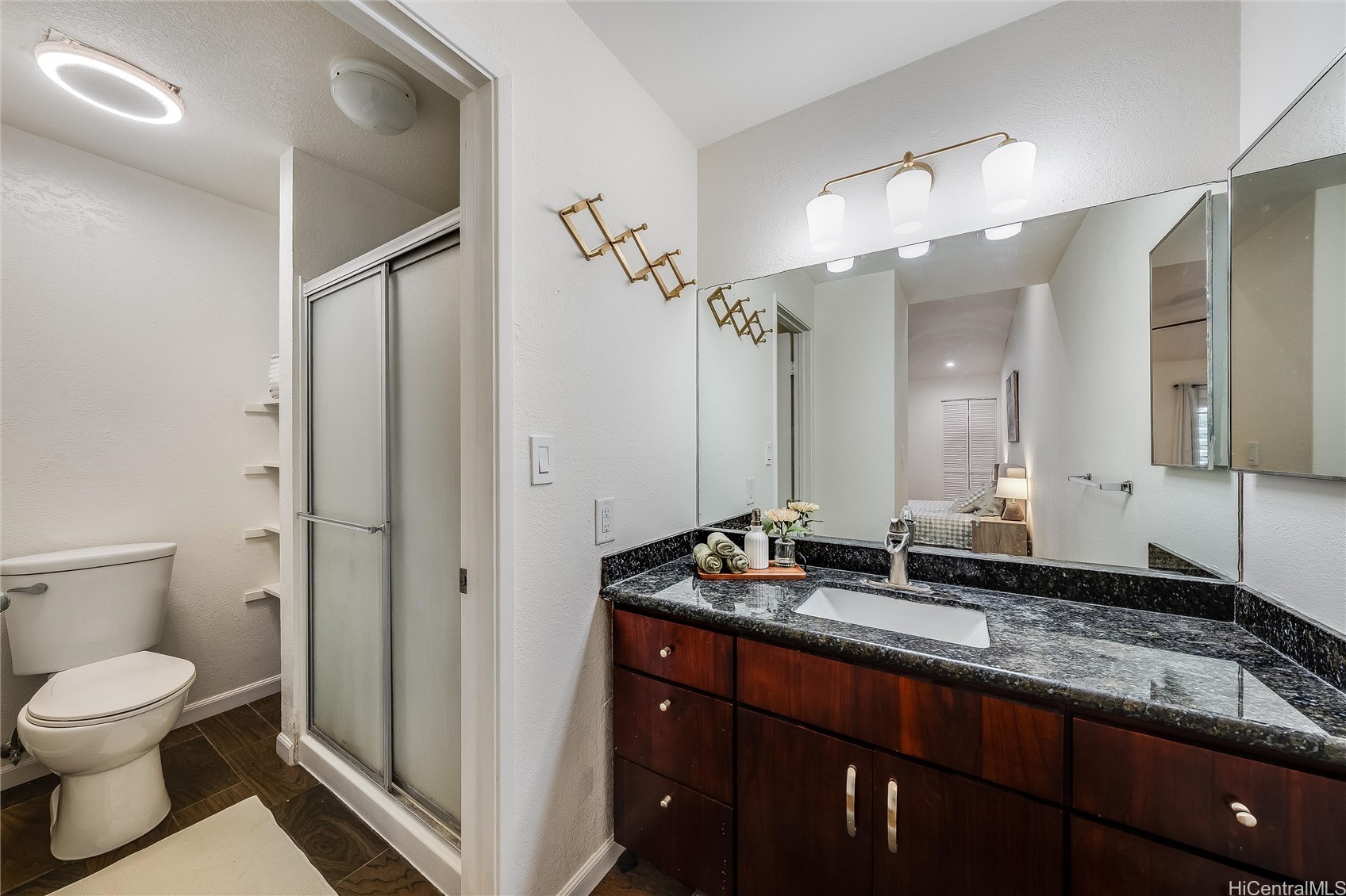 585 Mananai Place 26U