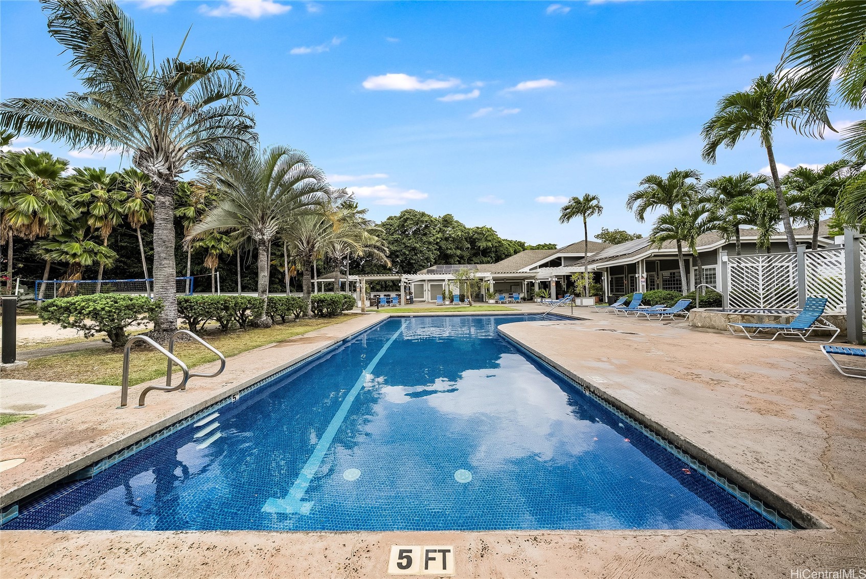 585 Mananai Place 26U