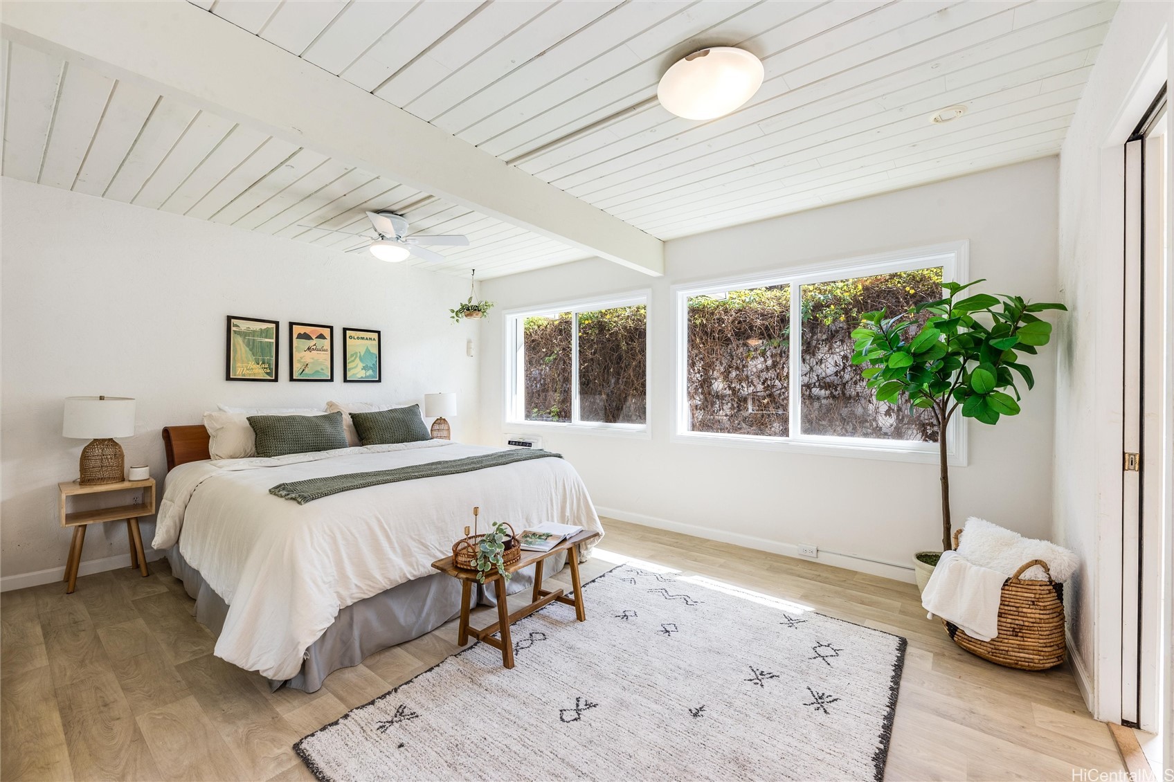 532 Portlock Road