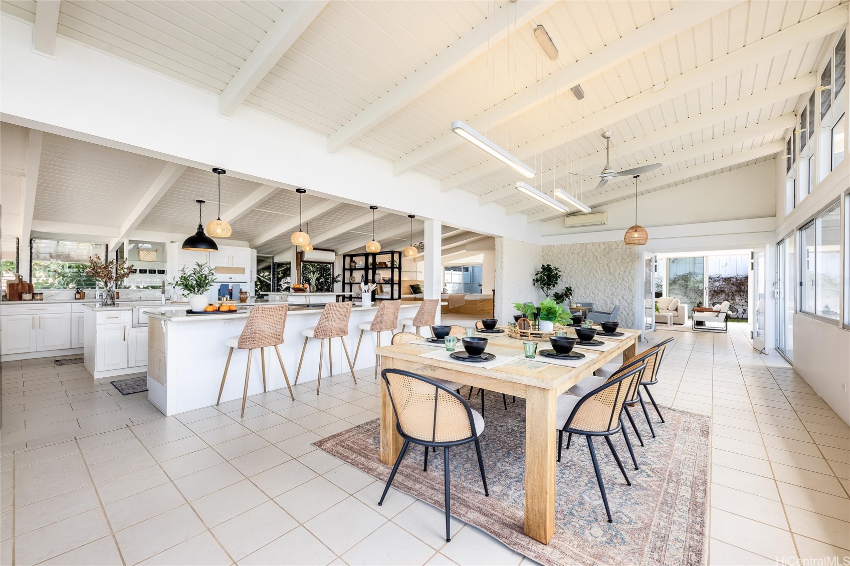 532 Portlock Road